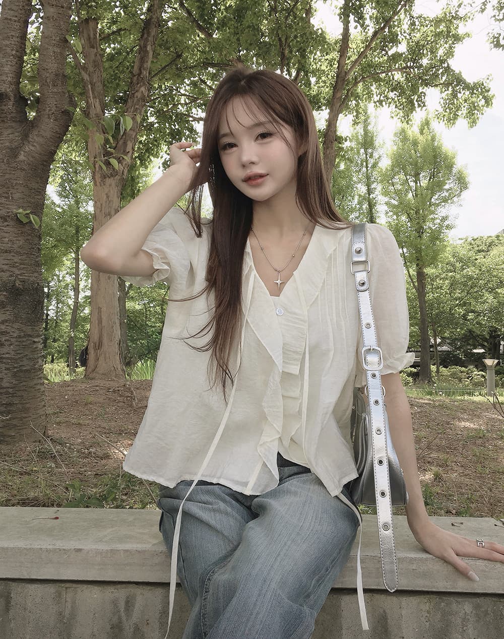 여름 프랑스식 달콤함 낭만주의 연령 감소 프릴 물결무늬 칼라 플리츠 레이스업 마이크로 ~을 통해 이중층 반팔 여성 셔츠 상세 이미지 19