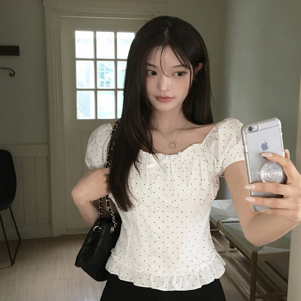 여름 새로운 보트넥 나비 매듭 연령 감소 몸매 가꾸기 슬림해 보이는 프랑스식 달콤한 스타일 도트 무늬 거품 소매 여성 셔츠 이미지 5