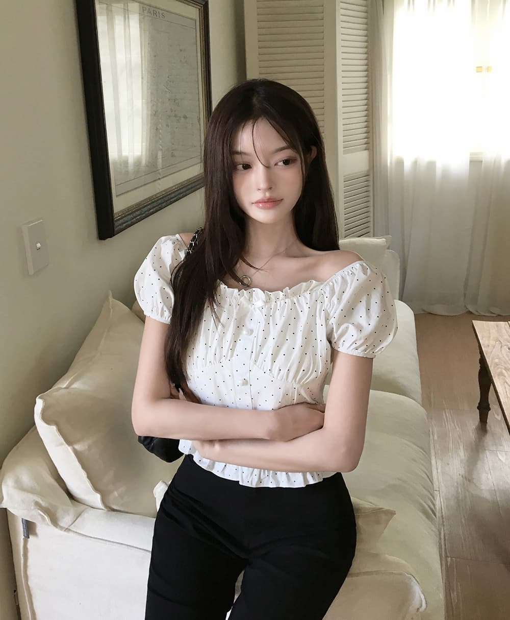 여름 새로운 보트넥 나비 매듭 연령 감소 몸매 가꾸기 슬림해 보이는 프랑스식 달콤한 스타일 도트 무늬 거품 소매 여성 셔츠 상세 이미지 5