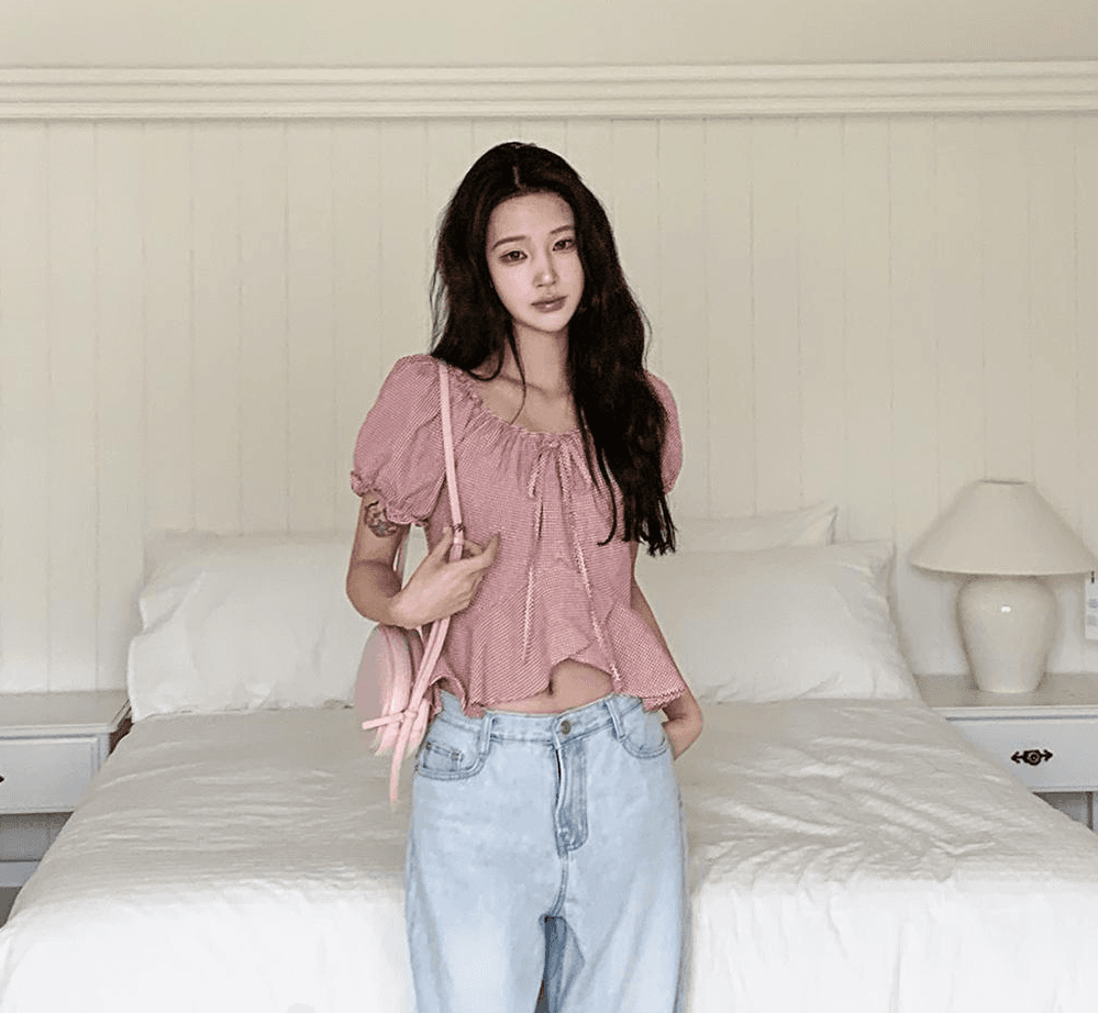 여름 한 바람 디자인 센스 오프숄더 레이스업 거품 소매 체크무늬 프릴 반팔 셔츠 맨위 여성 상세 이미지 2