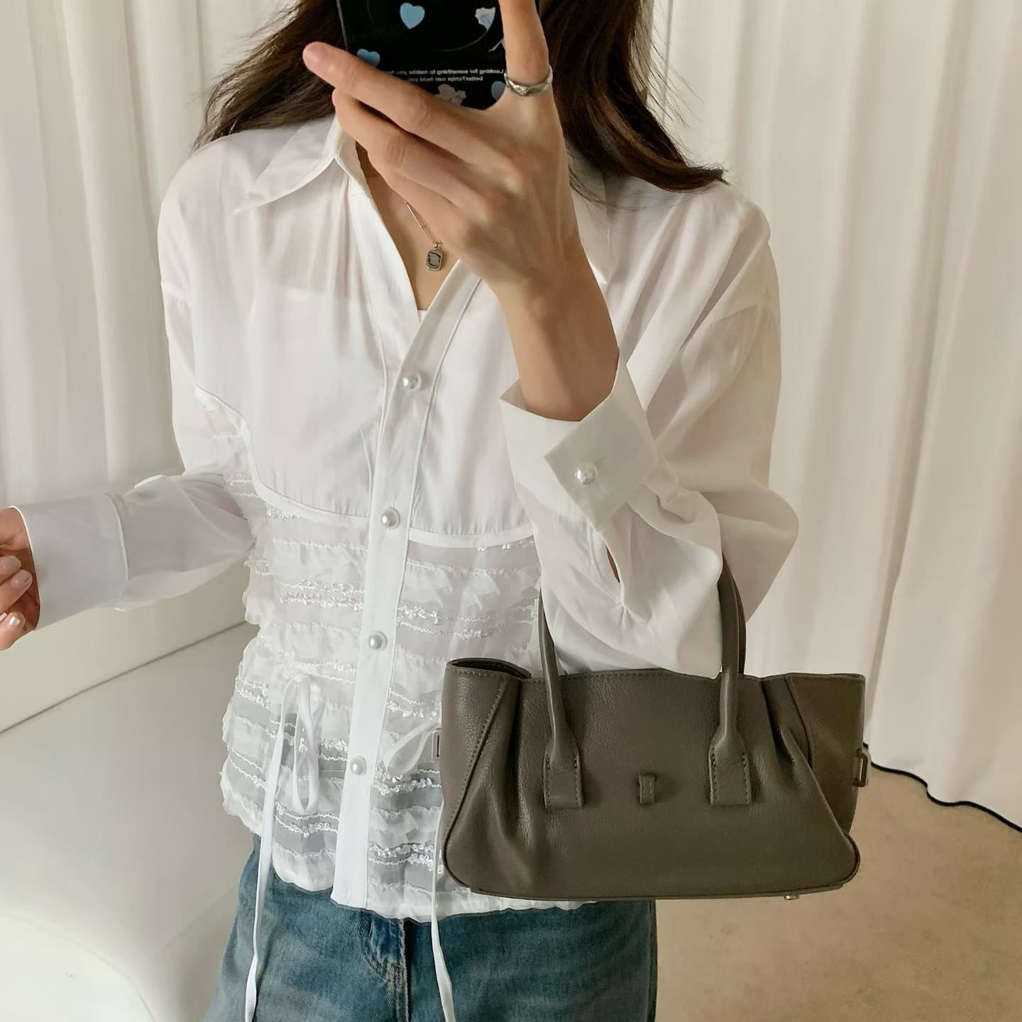 한국 동대문 조기 가을 의상 새로운 폴로 칼라 레이스 조각 다중 레이어 프릴 레이스업 긴팔 진주 버클 셔츠 이미지 2