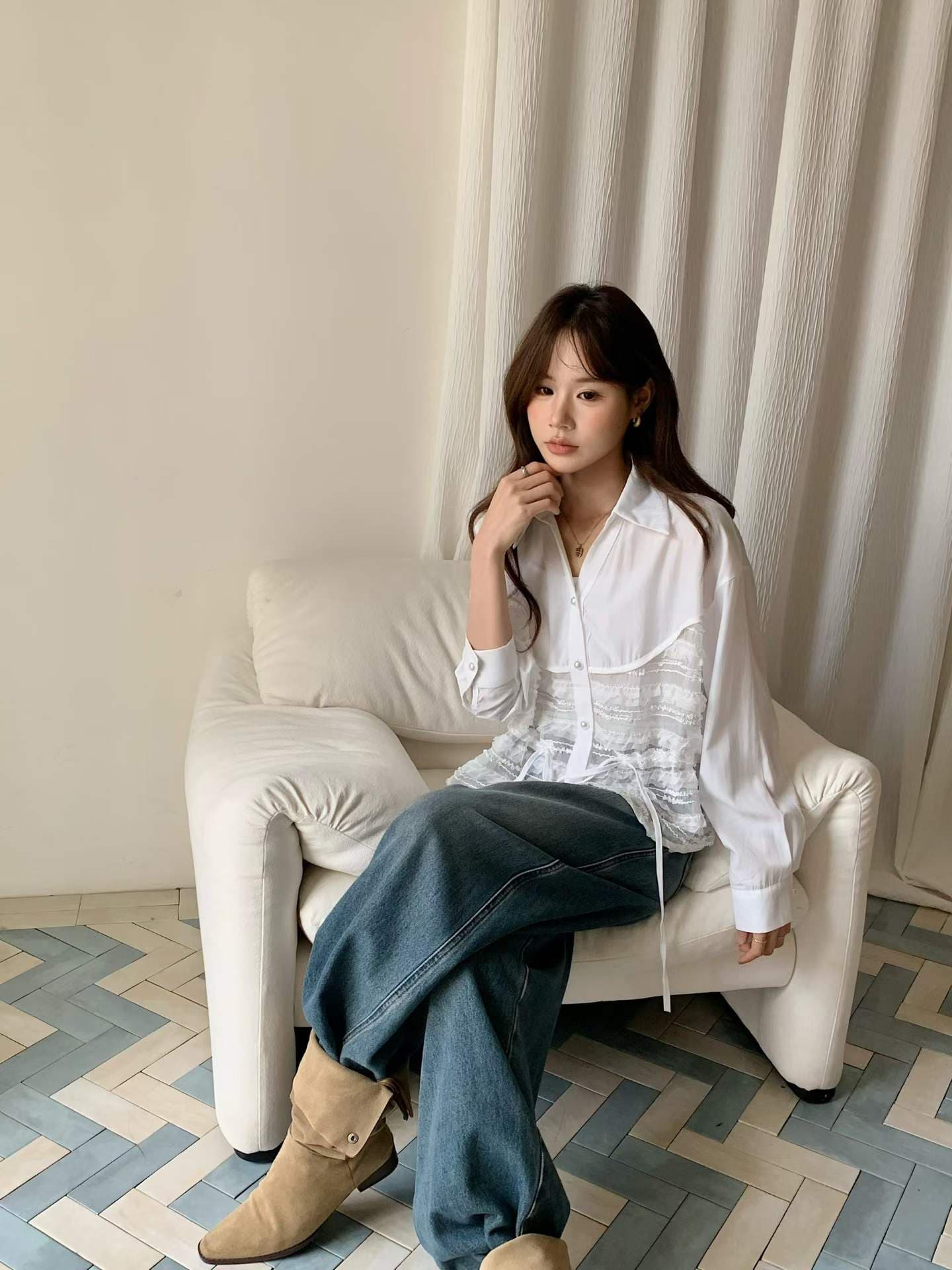 한국 동대문 조기 가을 의상 새로운 폴로 칼라 레이스 조각 다중 레이어 프릴 레이스업 긴팔 진주 버클 셔츠 상세 이미지 9