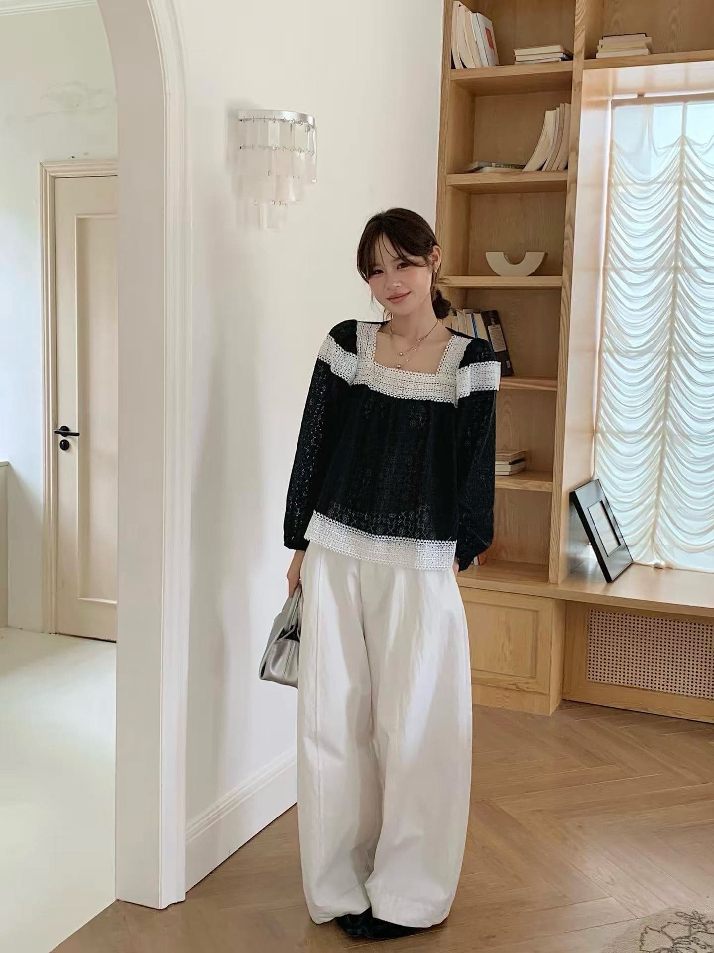 가을 패션 무거운 작업 홀로우 아웃 꽃 자수 패치워크 레이스 광장 칼라 연령 감소 귀여운 인형 셔츠 긴팔 셔츠 여성 상세 이미지 14
