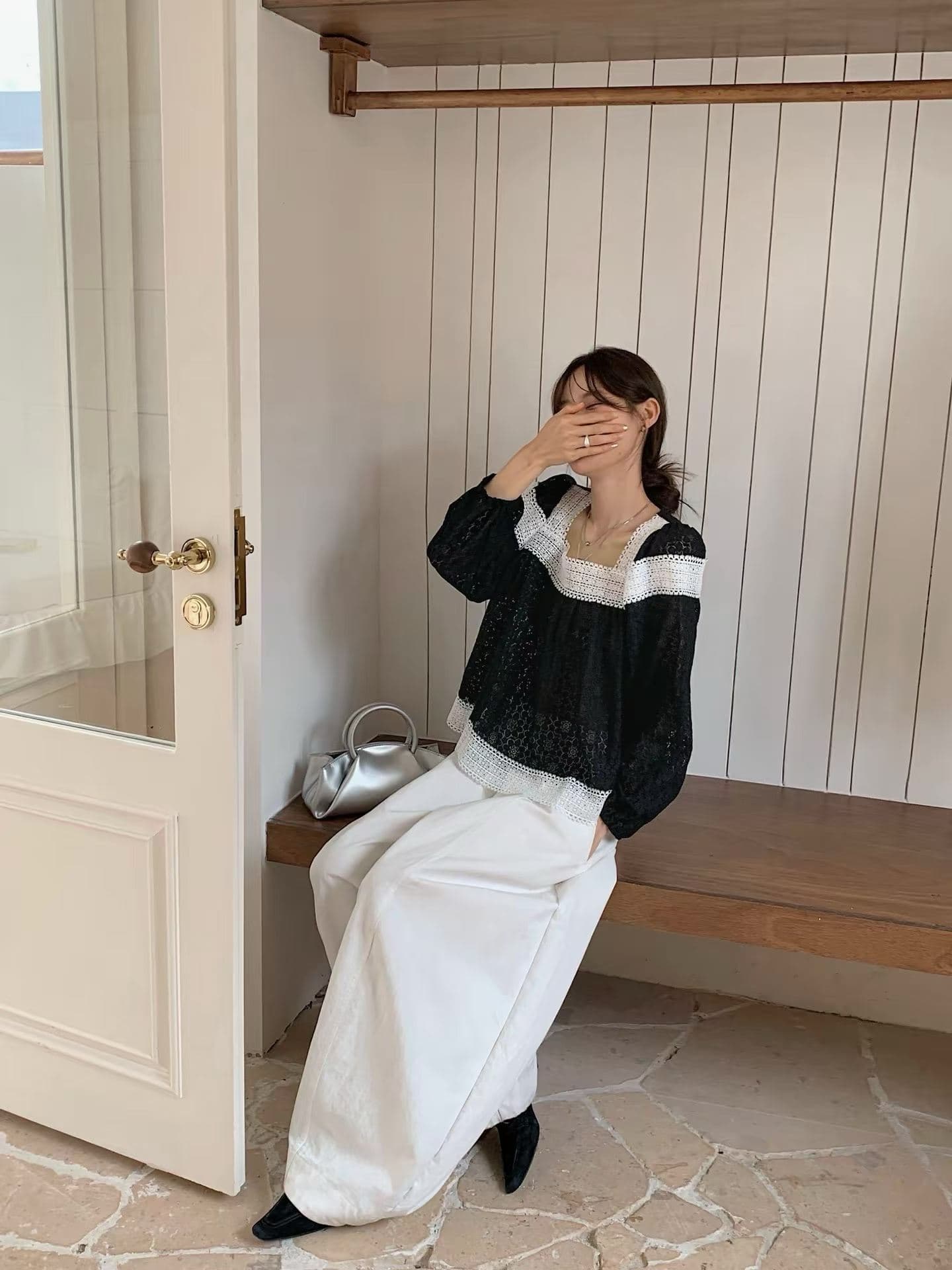 가을 패션 무거운 작업 홀로우 아웃 꽃 자수 패치워크 레이스 광장 칼라 연령 감소 귀여운 인형 셔츠 긴팔 셔츠 여성 상세 이미지 15