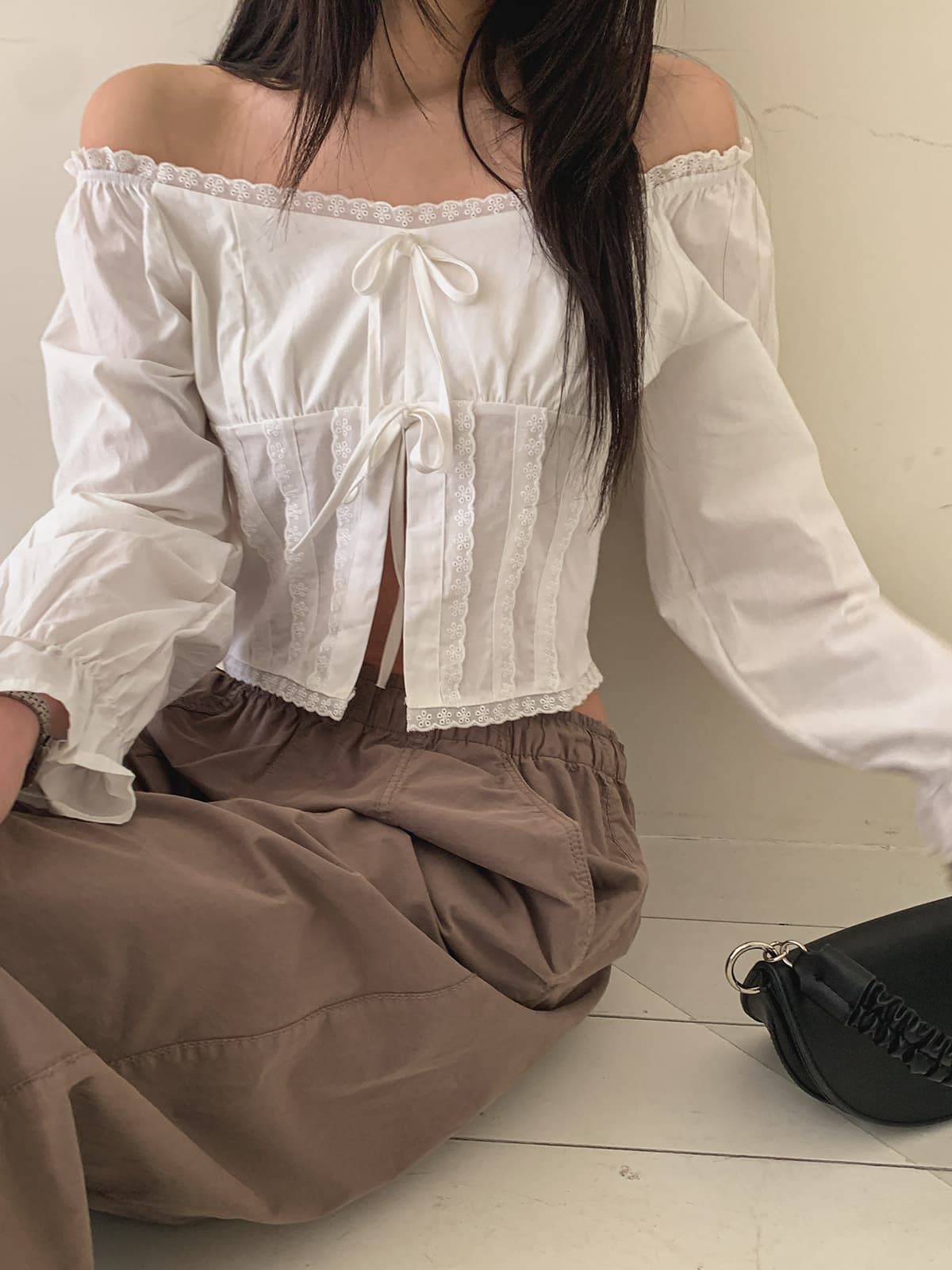 2026 가을 새로운 디자인 센스 작은 대중 광장 칼라 레이스 셔츠 달콤함 프릴 슬림해 보이는 Chic 맨위 여성 상세 이미지 3
