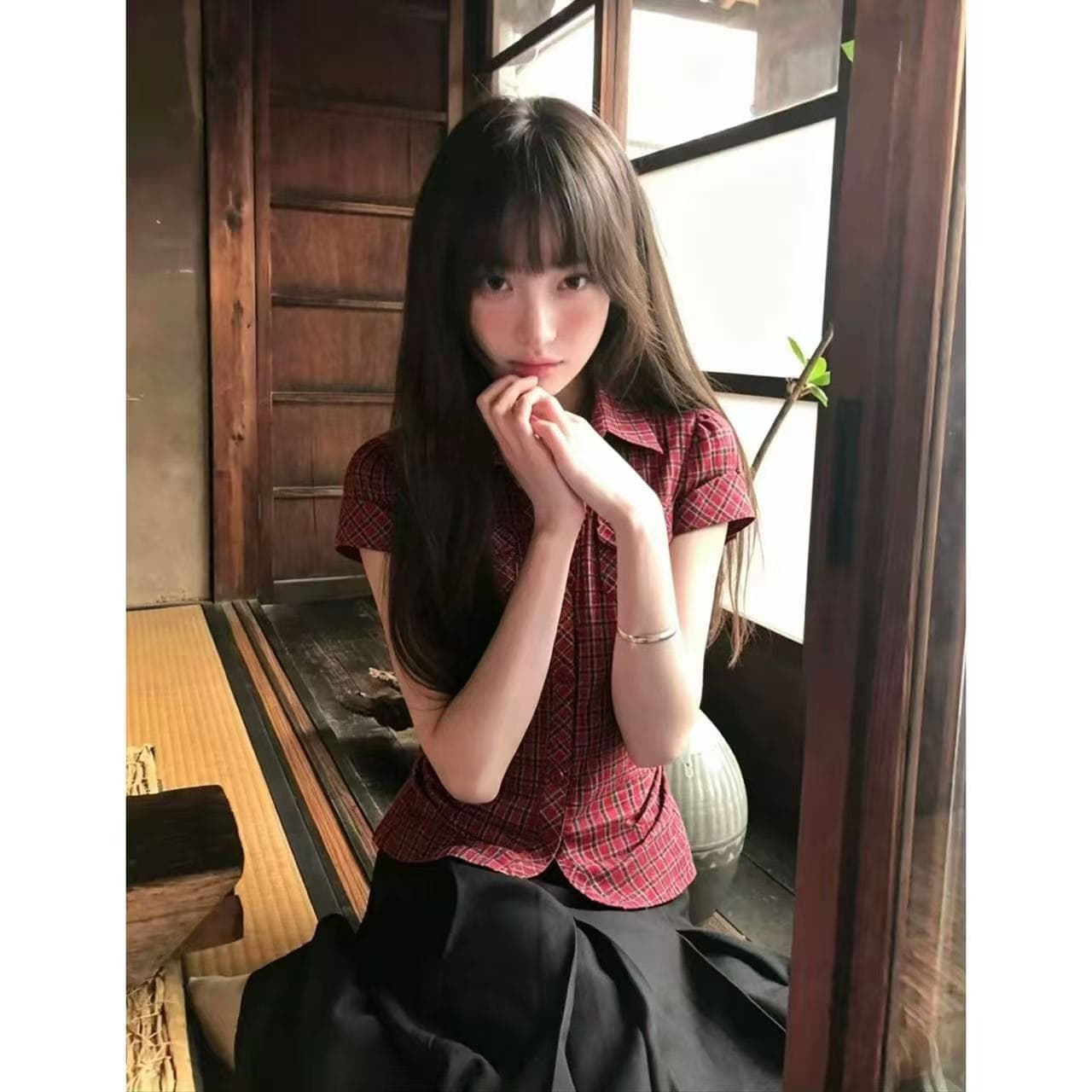 한 부서 레트로 빨간색 체크무늬 POLO 칼라 긍정적 인 어깨 반팔 여성 셔츠 여름 고유 한 아름다운 몸매 가꾸기 슬림해 보이는 맨위 상세 이미지 2