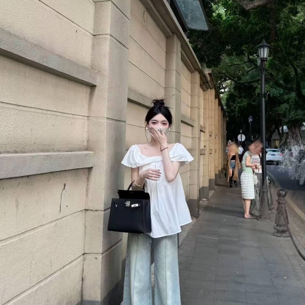 파리 플러그 Na 프랑스식 광장 칼라 압력 여성 셔츠 새로운 디자인 센스 작은 날다 소매 연령 감소 맨위