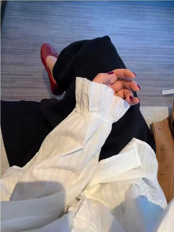 캐러멜 색상 레트로 코듀로이 어깨 베스트 스택 착용 레이스 셔츠 투피스 세트 ins 가을 분위기 센스 착용 가져 가라. 이미지 4