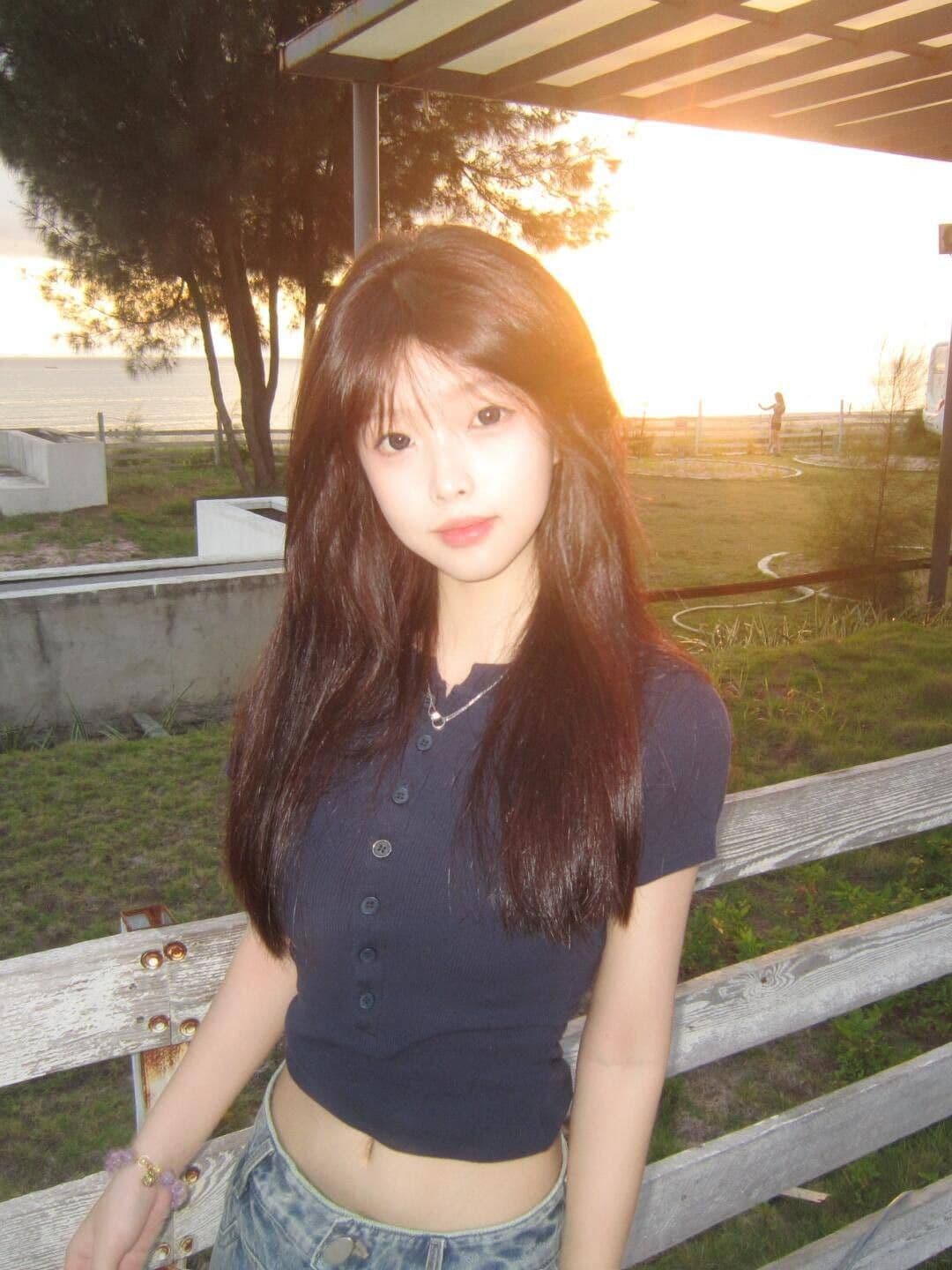 40 1 1 순면 아메리칸 타이트 단추 반 개방 칼라 반팔 티셔츠 여성 의류 몸매 가꾸기 슬림해 보이는 핫걸 자수 상세 이미지 2