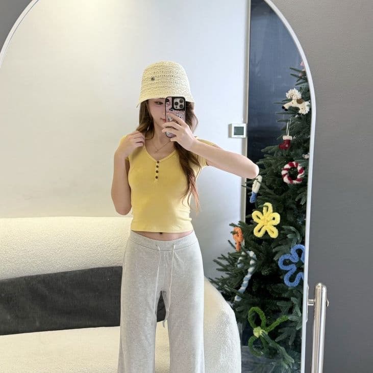 40 1 1 순면 여름 새로운 몸매 가꾸기 슬림해 보이는 V넥 반팔 몸매 가꾸기 패션 반팔 티셔츠 이미지 4