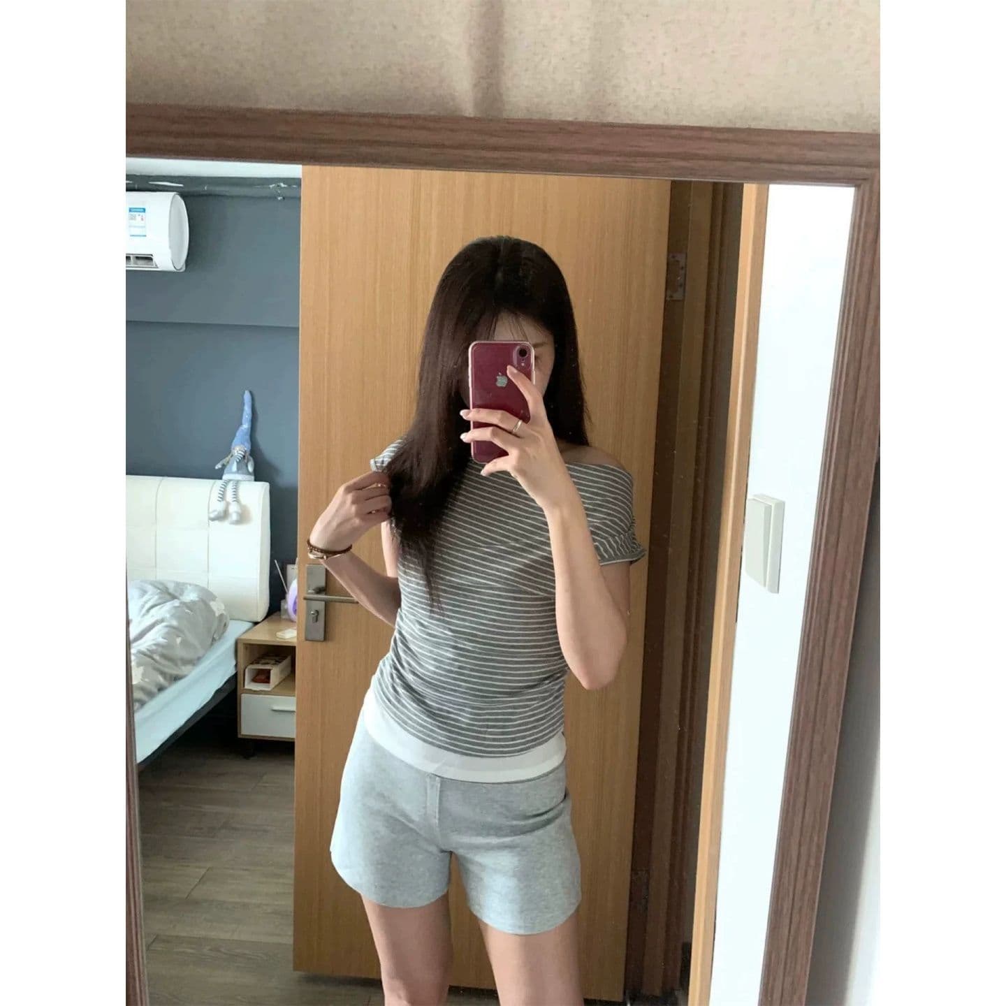 원본 원단 한국 스타일 chic 순수한 욕망 페이크 레이어드 배색 스트라이프 오프숄더 반팔 티셔츠 여성 이미지 4