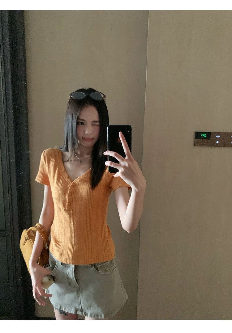 원본 대나무 마디 원단 레이크 블루 색상 V넥 긍정적 인 어깨 반팔 티셔츠 여성 여름 몸매 가꾸기 슬림해 보이는 쇼트 스타일 맨위 상세 이미지 28