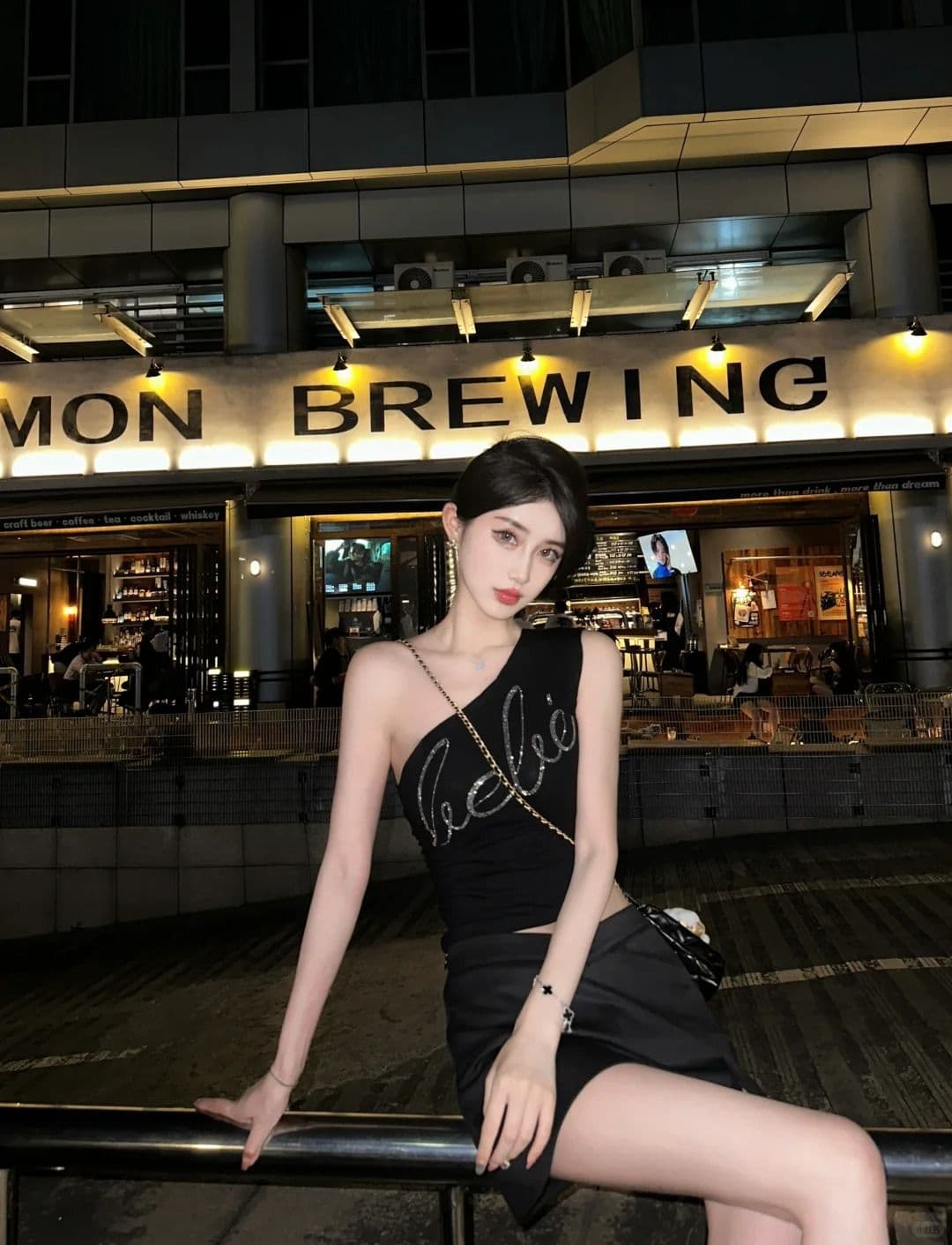 경관 그림 원본 품질 알파벳 핫픽스 비스듬한 어깨 캐미솔 여름 쇼트 스타일 맨위 상세 이미지 5