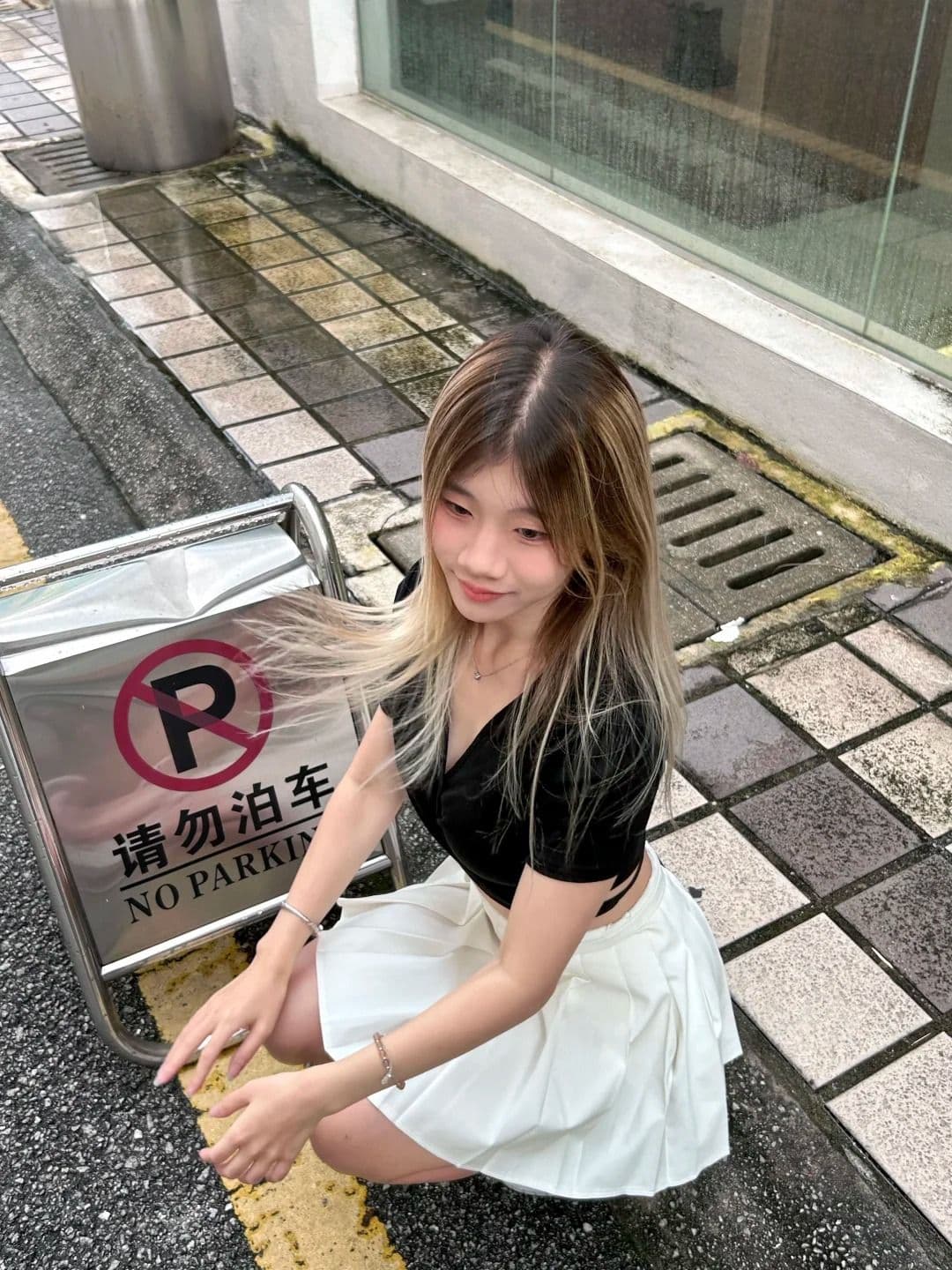 경관 그림 원본 품질 몸매 가꾸기 V넥 타이트 스트랩 반팔 티셔츠 여성 바람 맨위 상세 이미지 4
