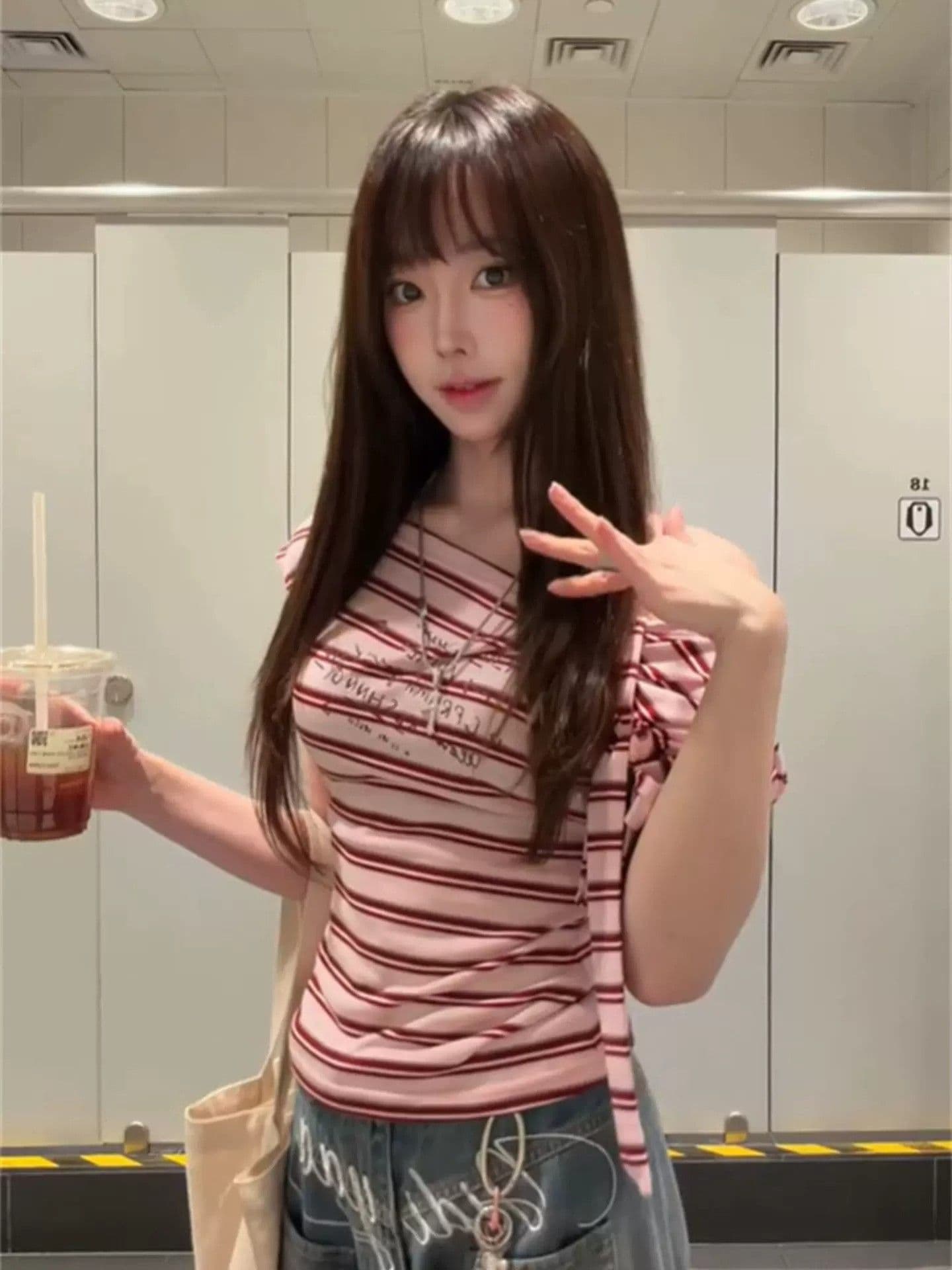 오래된 돈 바람 원본 베르 미첼 리 탈착식 스트랩 티셔츠 여성 여름 몸매 가꾸기 슬림해 보이는 다용도 고유 한 맨위 상세 이미지 6