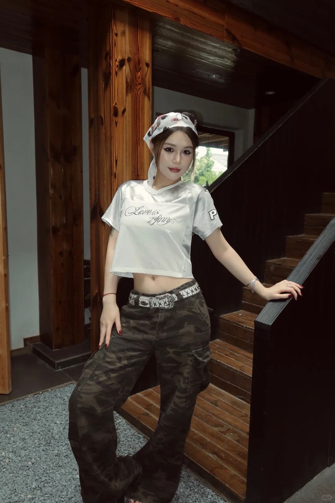경관 그림 원본 품질 패치워크 프린트 쇼트 스타일 인터넷 얼굴 공 서비스 루즈핏 스트레이트 캐주얼 티셔츠 상세 이미지 6