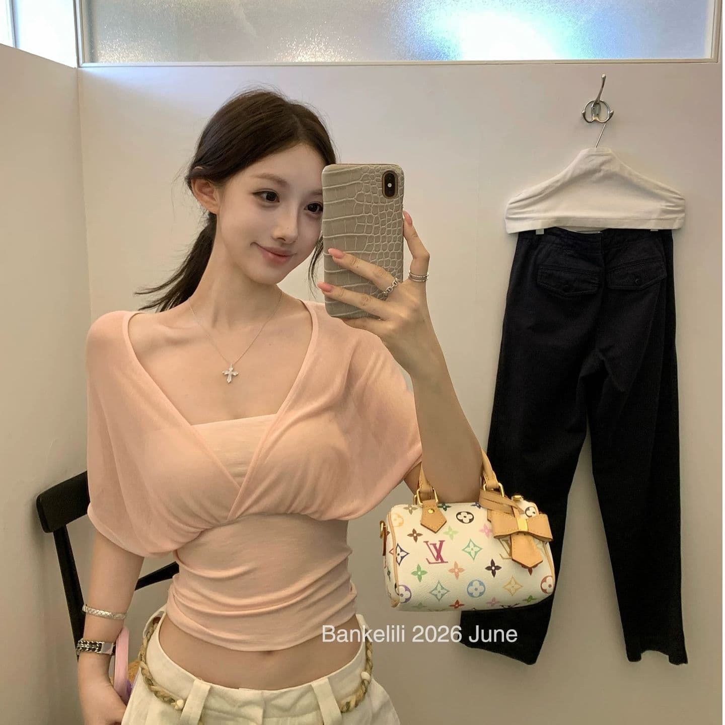 원본 천 수 있습니다. 훌륭함 실크 눈꽃 면 사람들 면 주간 실크 리브 여름 새로운 몸매 가꾸기 슬림해 보이는 쇼트 스타일 맨위