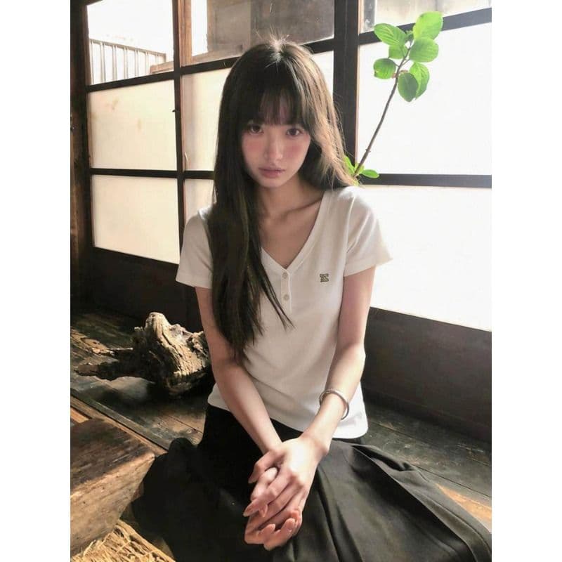 260 그램 사람들 면 한 부서 디자인 센스 화이트 V넥 반팔 티셔츠 여성 여름 긍정적 인 어깨 몸매 가꾸기 슬림해 보이는 맨위 이미지 4