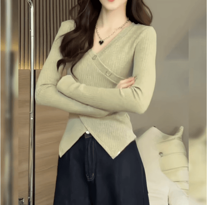 빅 사이즈 디자인 센스 V넥 긴팔 티셔츠 여성 2026 봄 가을 새로운 마이크로 지방 mm 몸매 가꾸기 슬림해 보이는 십자가 Chic 맨위 상세 이미지 7