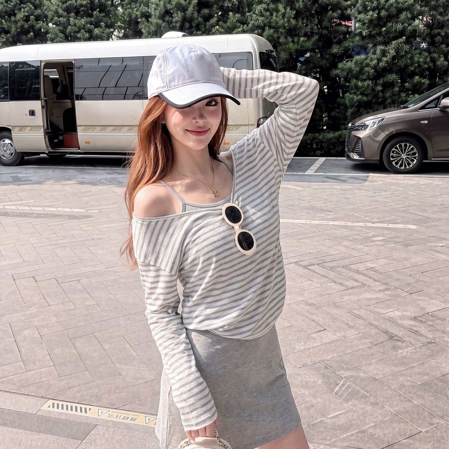라이 경기 서울 주간 실크 눈꽃 여름 새로운 다용도 루즈핏 느긋한 비스듬한 어깨 긴팔 티셔츠 맨위 이미지 4