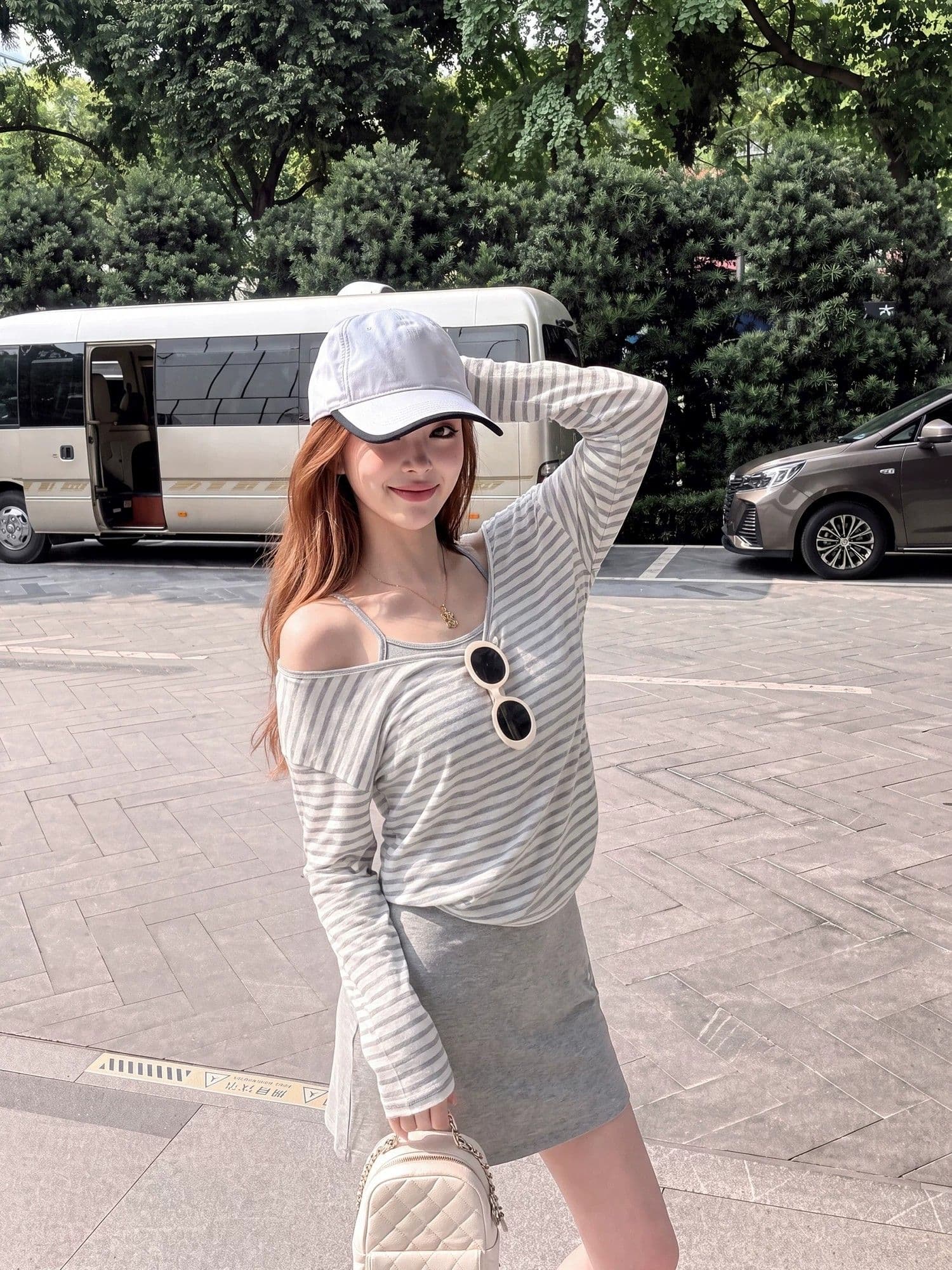라이 경기 서울 주간 실크 눈꽃 여름 새로운 다용도 루즈핏 느긋한 비스듬한 어깨 긴팔 티셔츠 맨위 상세 이미지 6
