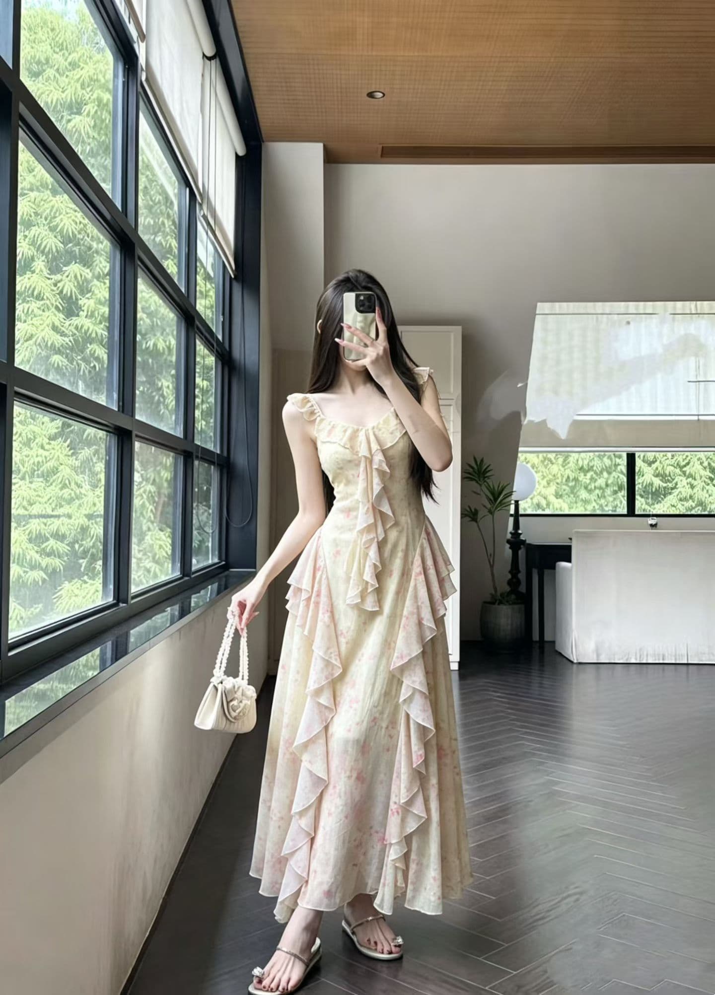 프랑스식 부드러운 바람 V넥 프릴 체크무늬 꽃무늬 여성 드레스 여름 품격 허리 수축 슬림해 보이는 민소매 롱 스커트 이미지 2