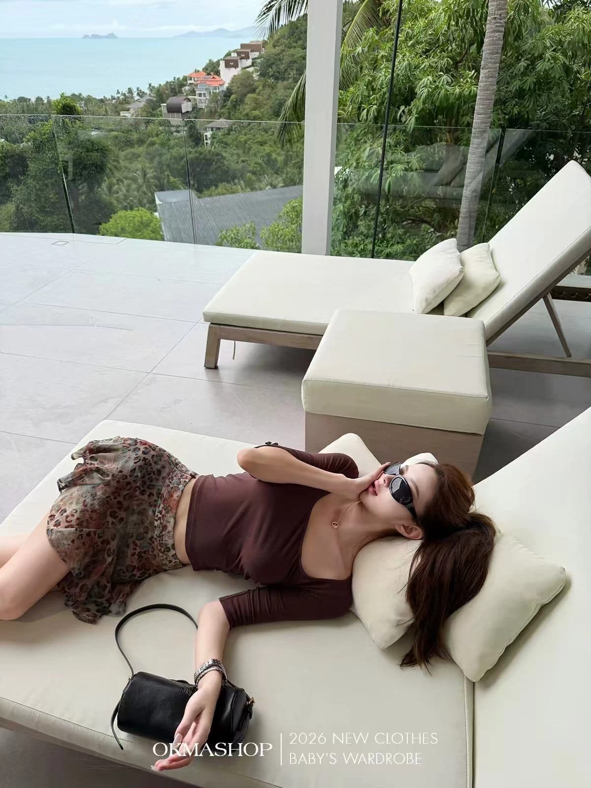 반항적 인 작은 표범 순수한 욕망 세트 여성 여름 몸매 가꾸기 광장 칼라 티셔츠 레오파드 무늬 반신 스커트 투피스 세트 세트 상세 이미지 2