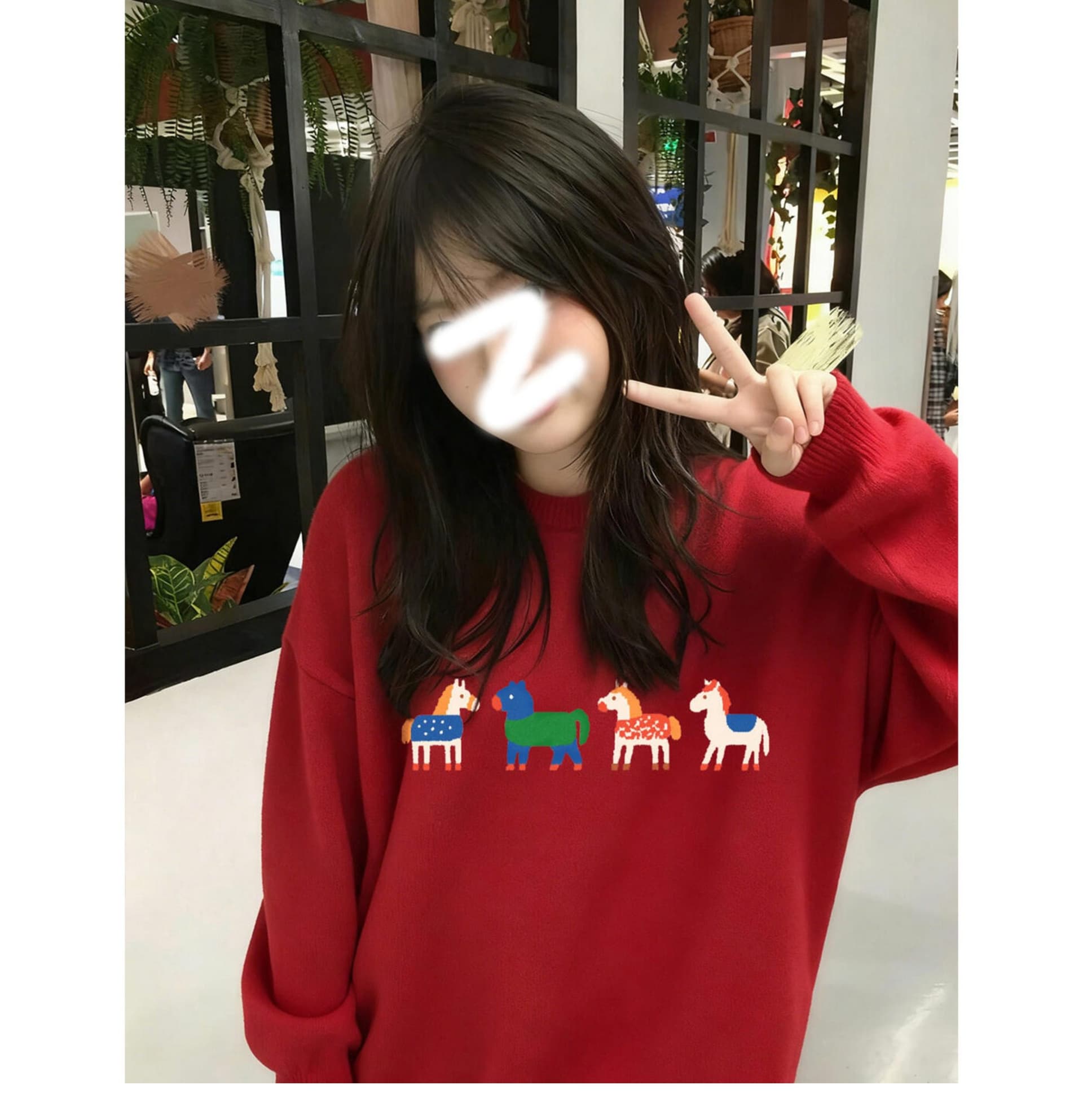 빨간색 작은 말 라운드 넥 스웨터 여자 2026 새로운 겨울 두꺼운 디자인 센스 작은 대중 루즈핏 니트 스웨터 맨위 트렌디 상세 이미지 4