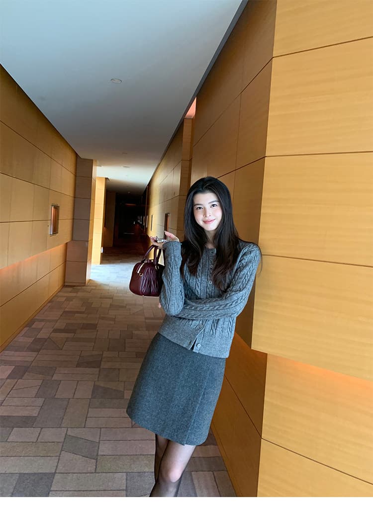 pusumede 调性 꽈배기 세로 줄무늬 스웨터 오픈 가디건 여성 코트 몸매 가꾸기 라운드 넥 긴팔 니트 맨위 상세 이미지 39