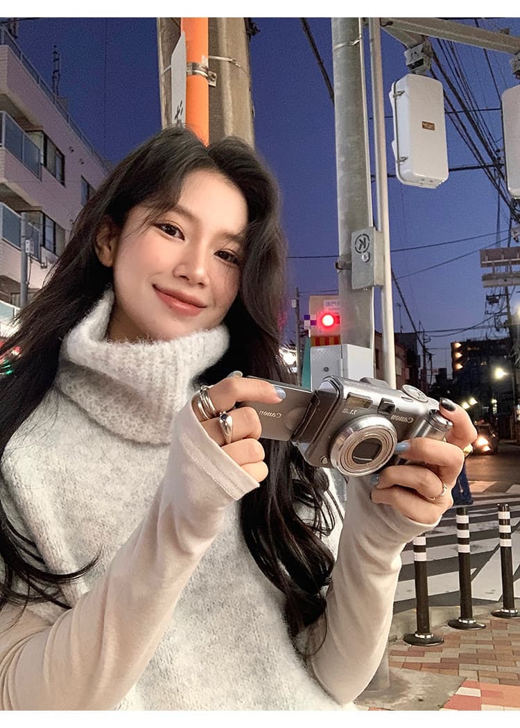daqianwithu 한 부서 터틀넥 조끼 스웨터 여자 느긋한 느슨함 센스 다용도 스택 착용 민소매 맨위 상세 이미지 24