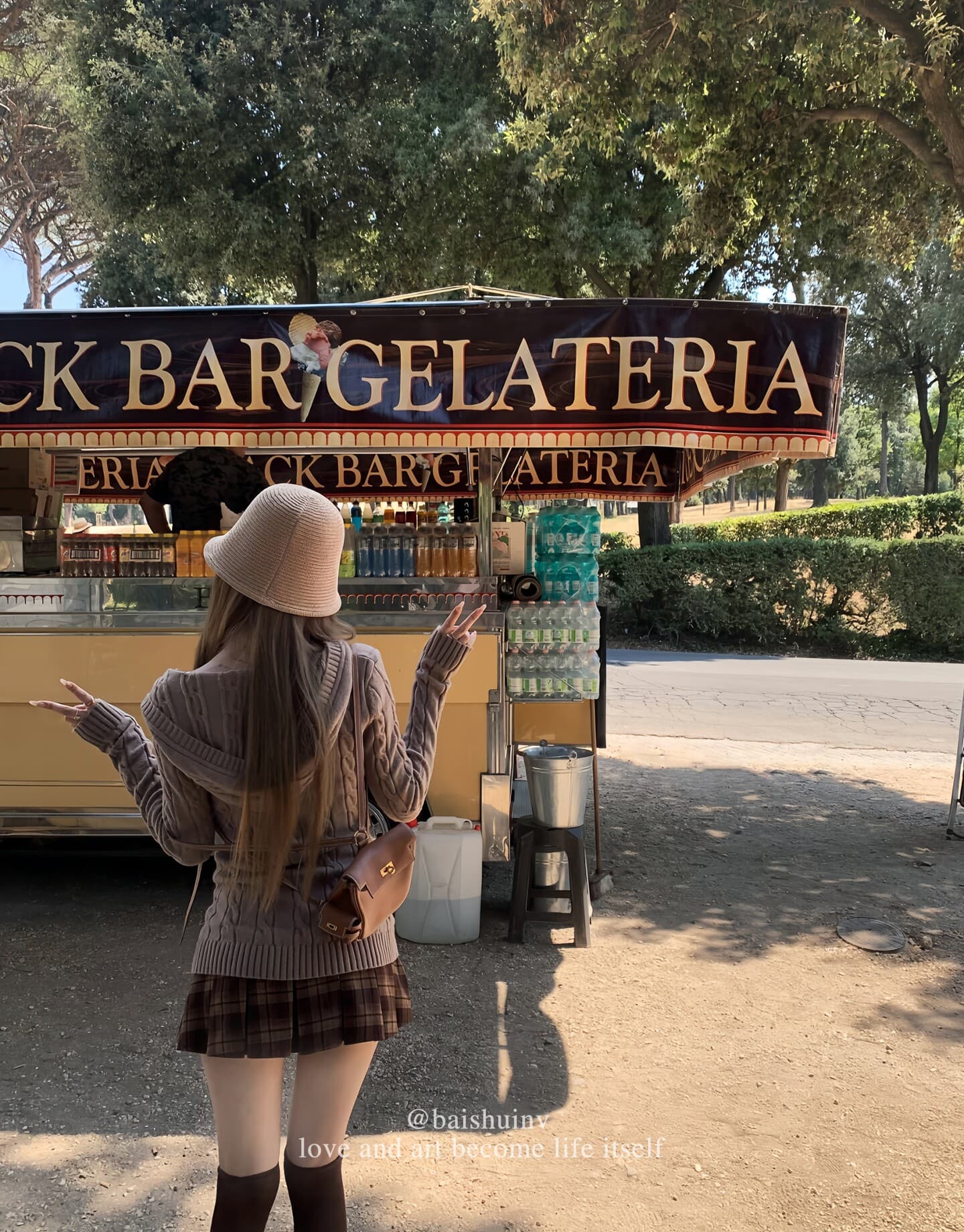 화이트 워터 여성 보 서울 표지 플러그 박 브라운 V넥 꽈배기 니트 스웨터 여성 이른 가을 허리 수축 품격 후드 맨위 상세 이미지 9