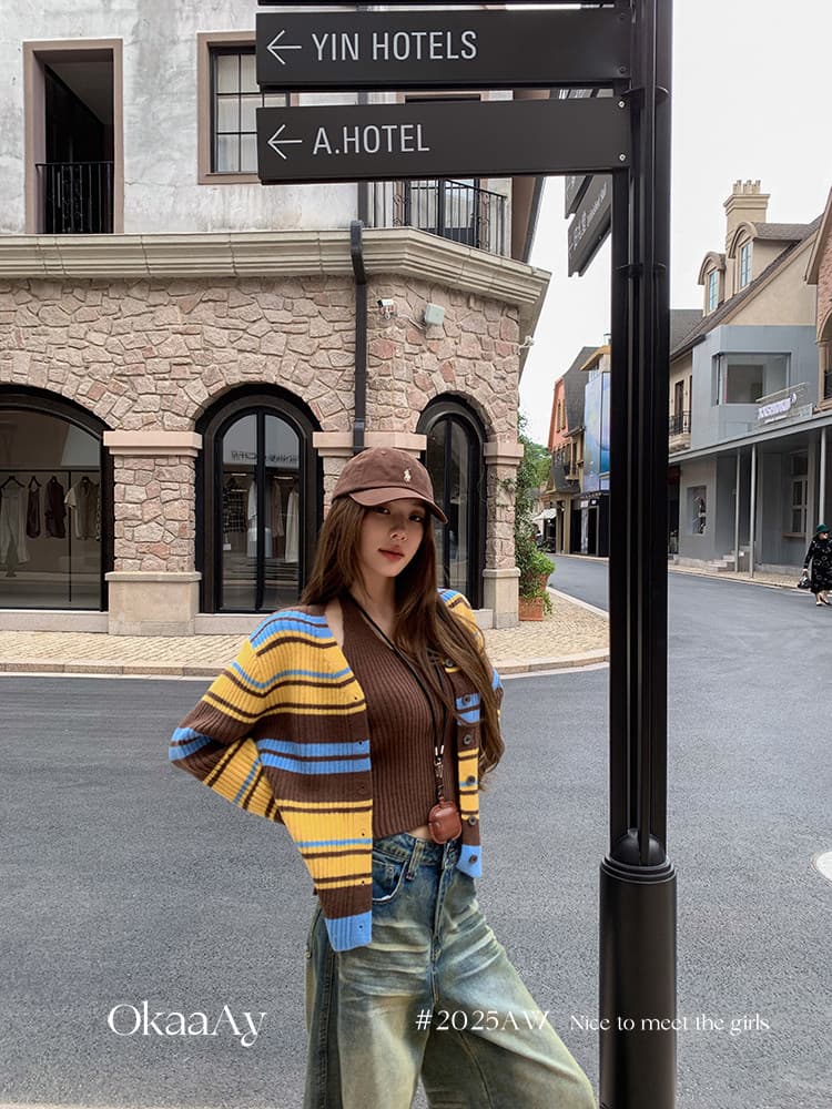 세련된 모델 학생 가을 겨울 한 부서 배색 행침 목 조끼 스트라이프 니트 오픈 가디건 두 조각 여성 세트 스웨터 상세 이미지 42