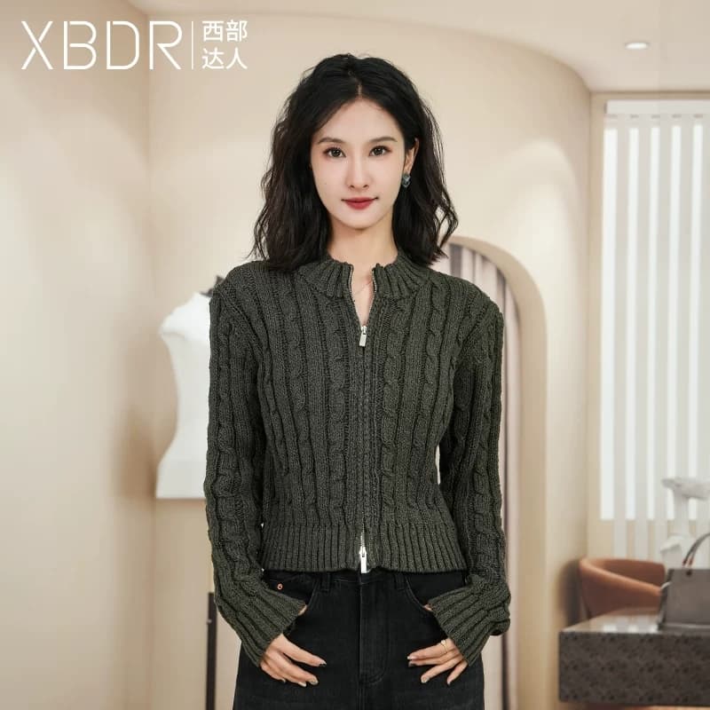 고래 그리고 玖 꽈배기 오픈 가디건 여성 가을 2025 년 새로운 디자인 센스 작은 대중 쇼트 스타일 니트 스웨터 회색 긴팔 상세 이미지 1