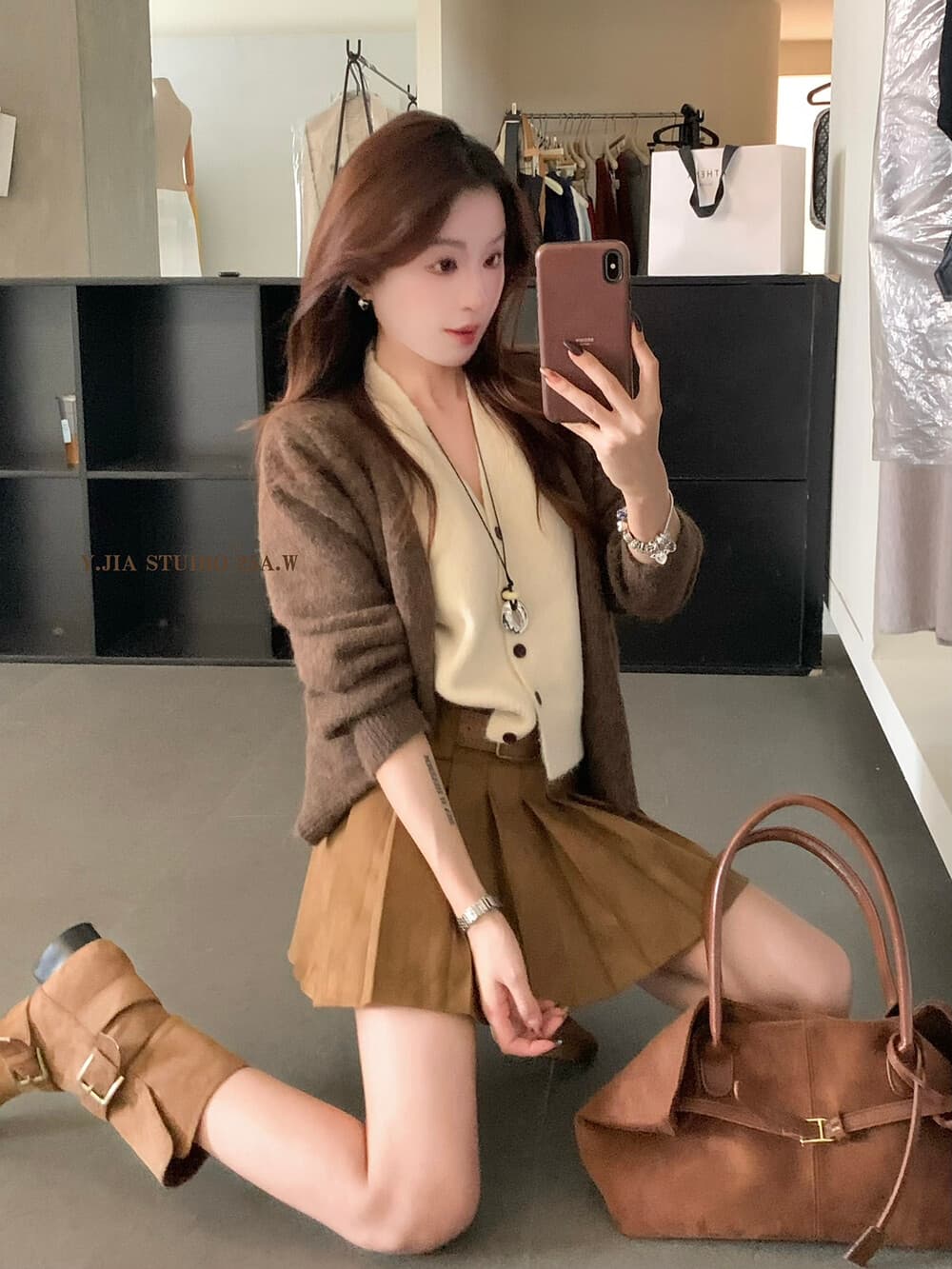 아름다움 라드. 커피 색상 배색 페이크 레이어드 V넥 니트 오픈 가디건 여성 가을 고급 센스 느긋한 스웨터 코트 맨위 상세 이미지 12