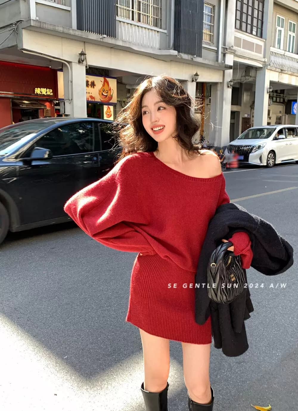 가을 겨울 ins 분위기 센스 빨간색 비스듬한 어깨 스웨터 드레스 여성 품격 허리 수축 오프숄더 타이트 스커트 니트 미니 스커트 느긋한 바람 이미지 2