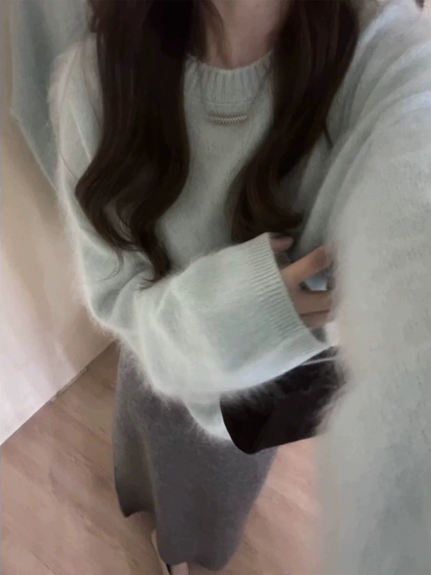 우유 씽 하는 소리 파란색 부드러운 찹쌀 스웨터 라운드 넥 가을 겨울철 루즈핏 느긋한 외출용 풀오버 여성 뜨개질 맨위 이미지 5