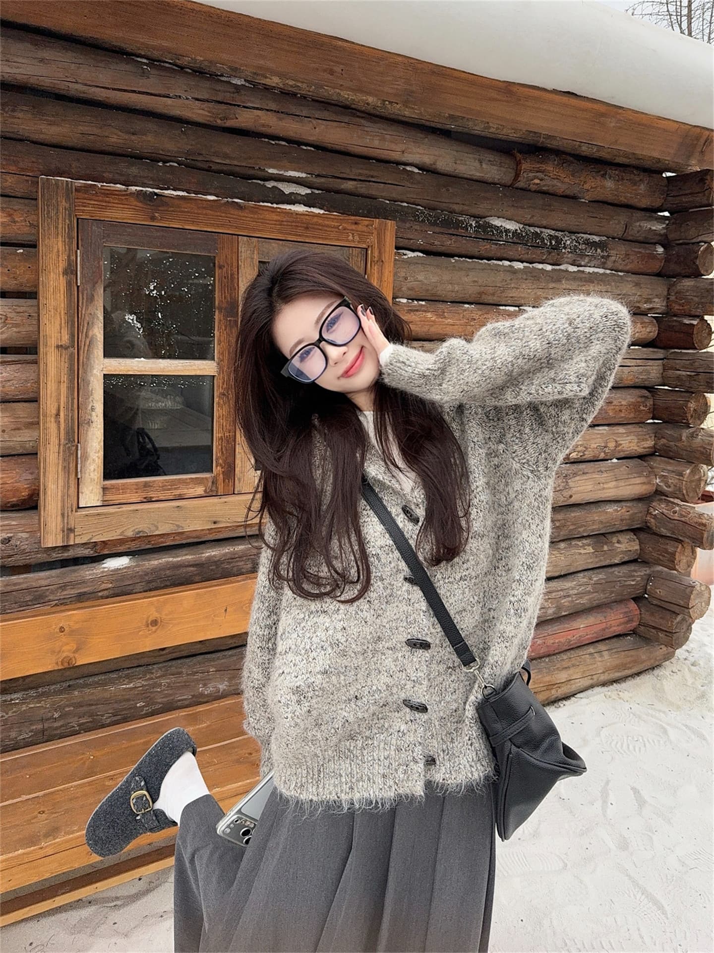 이른 가을 부드러운 찹쌀 루즈핏 후드 스웨터 여자 재킷 느긋한 보온 프로 피부 소뿔 버클 긴팔 니트 오픈 가디건 맨위 상세 이미지 12