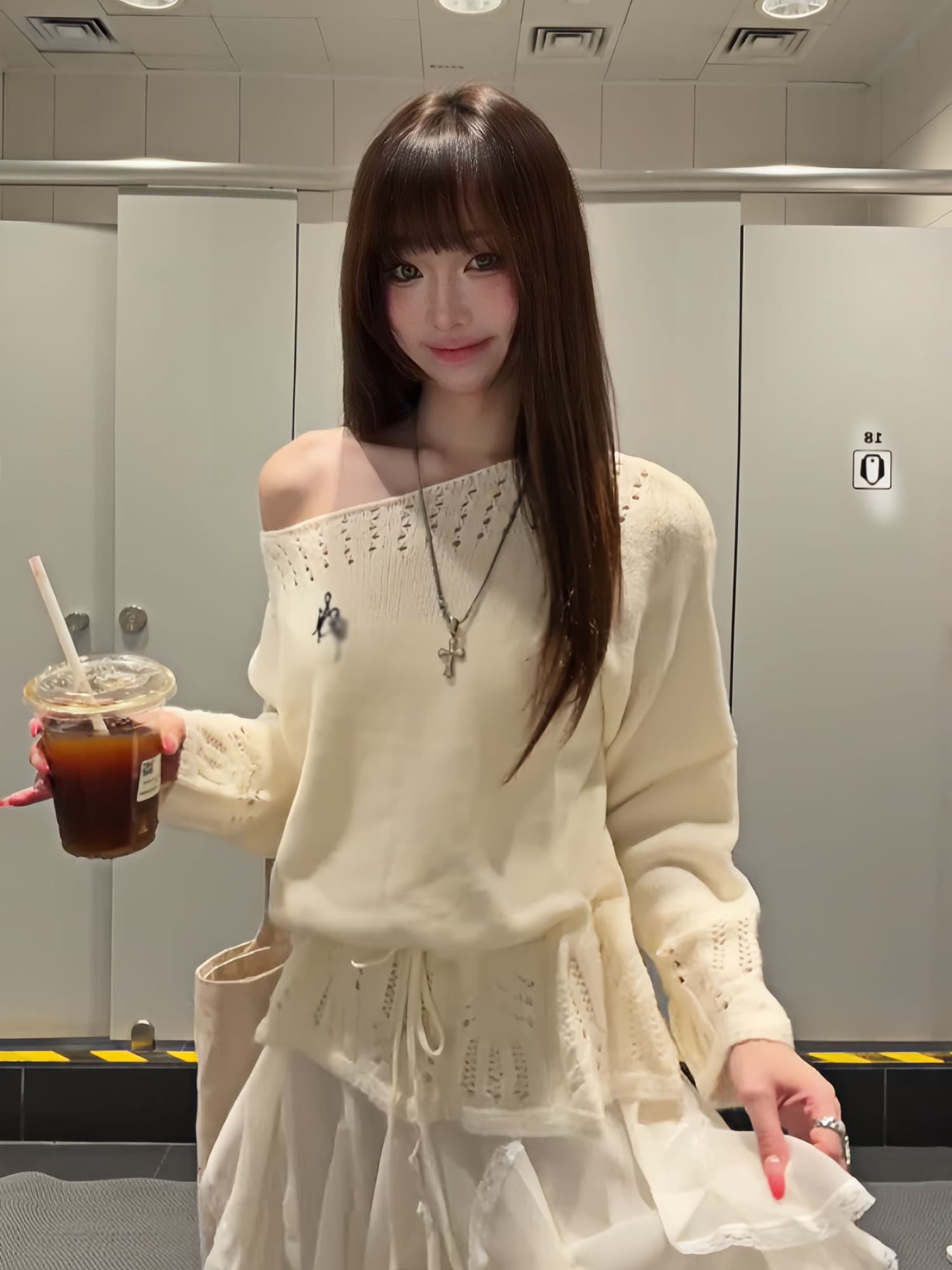 빅 사이즈 통통한 여동생 한 부서 바람 홀로우 아웃 몸매 가꾸기 니트 긴 소매 여성 이른 가을 새로운 고유 한 아름다운 그레이트 봐. 의류 상세 이미지 2