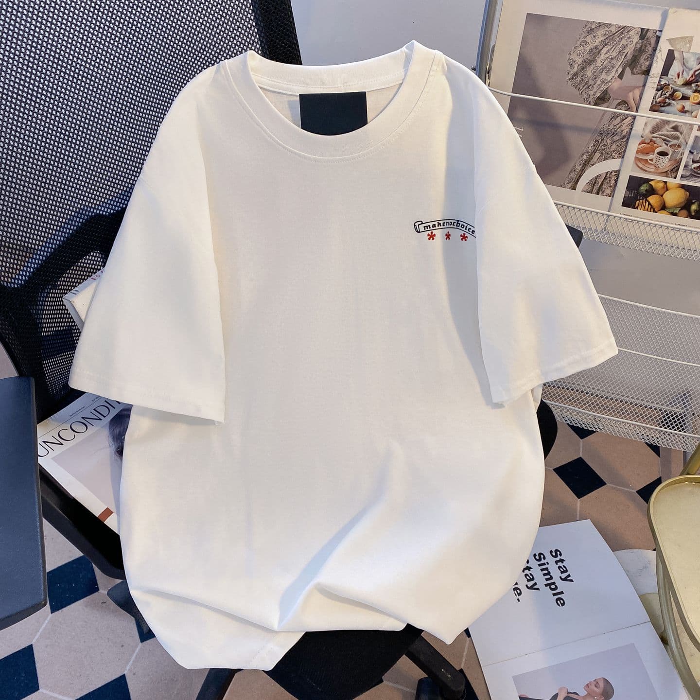 실사 더블 실 240 그램 순면 반팔 티셔츠 여성 여름 새로운 루즈핏 긍정적 인 어깨 만화 프린트 라운드 넥 맨위 상세 이미지 2