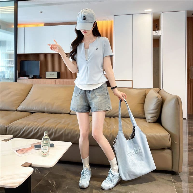 실사 한국 스타일 페이크 레이어드 반팔 티셔츠 여성 2026 년 새로운 자수 싸움 플러그 색상 맨위 상세 이미지 7