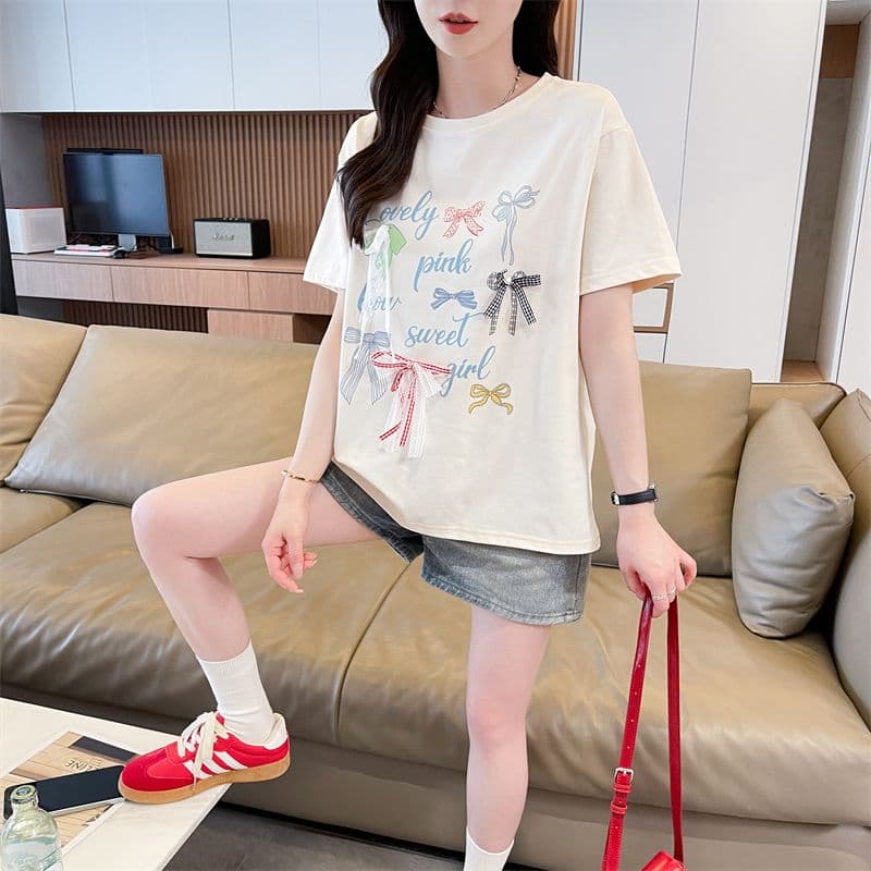 실사 눈꽃 면 2026 여름 새로운 워시 물 홀치기 염색 알파벳 프린트 반팔 티셔츠 여성 셔츠 상세 이미지 4