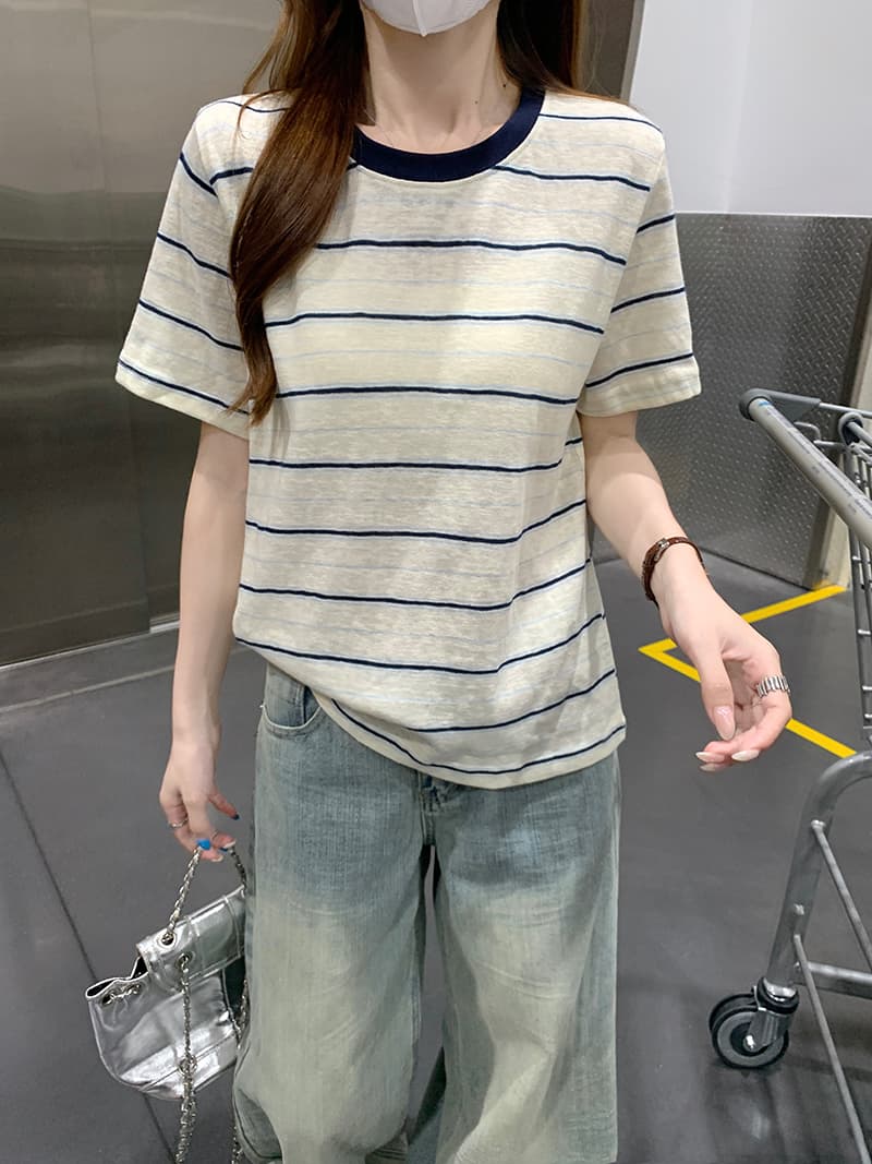 실사 반팔 티셔츠 여성 의류 여름 새로운 디자인 센스 미니멀리즘 아메리칸 스트라이프 한 부서 배색 라운드 넥 맨위 상세 이미지 6