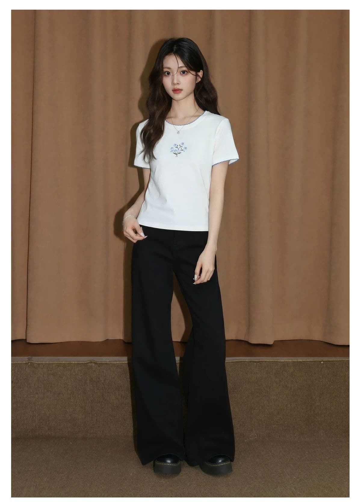 경관 그림 타이슨 원단 높은 품질 새로운 디자인 센스 화이트 라운드 넥 반팔 티셔츠 여성 여름 상세 이미지 6