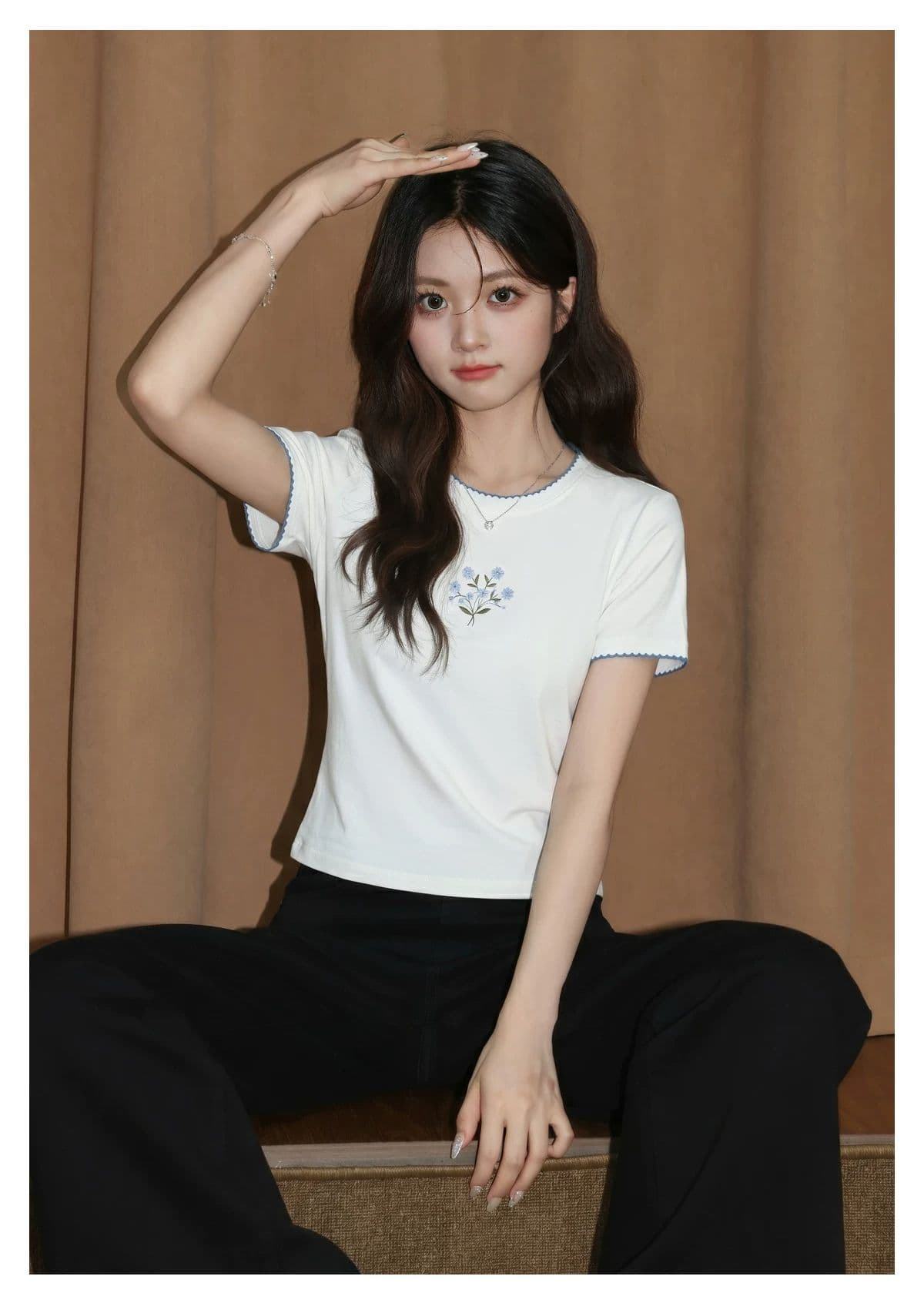 경관 그림 타이슨 원단 높은 품질 새로운 디자인 센스 화이트 라운드 넥 반팔 티셔츠 여성 여름 상세 이미지 9