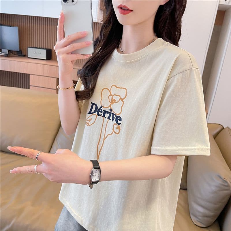 실사 라운드 넥 반팔 티셔츠 여성 새로운 프린트 싸움 자수 눈꽃 면 패션 맨위 여성 상세 이미지 2