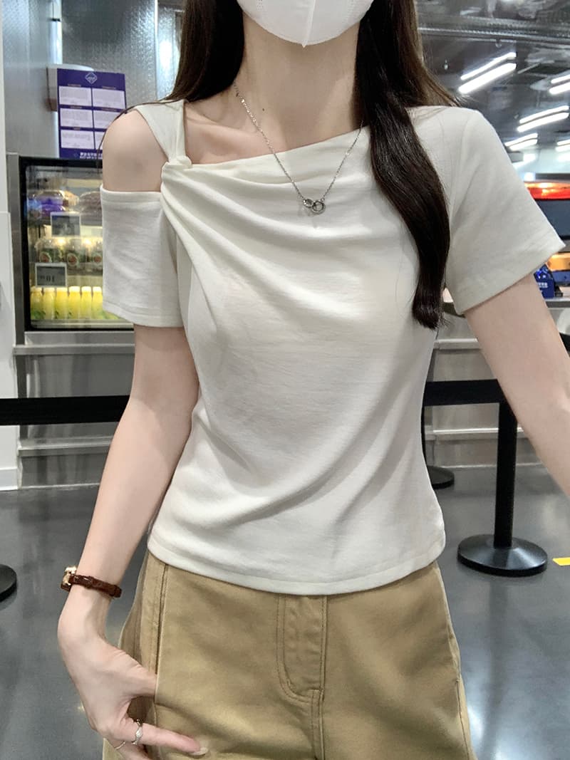 실사 반팔 티셔츠 여성 의류 여름 새로운 트렌디 한 부서 디자인 센스 몸매 가꾸기 슬림해 보이는 단색 비스듬한 칼라 맨위 이미지 3