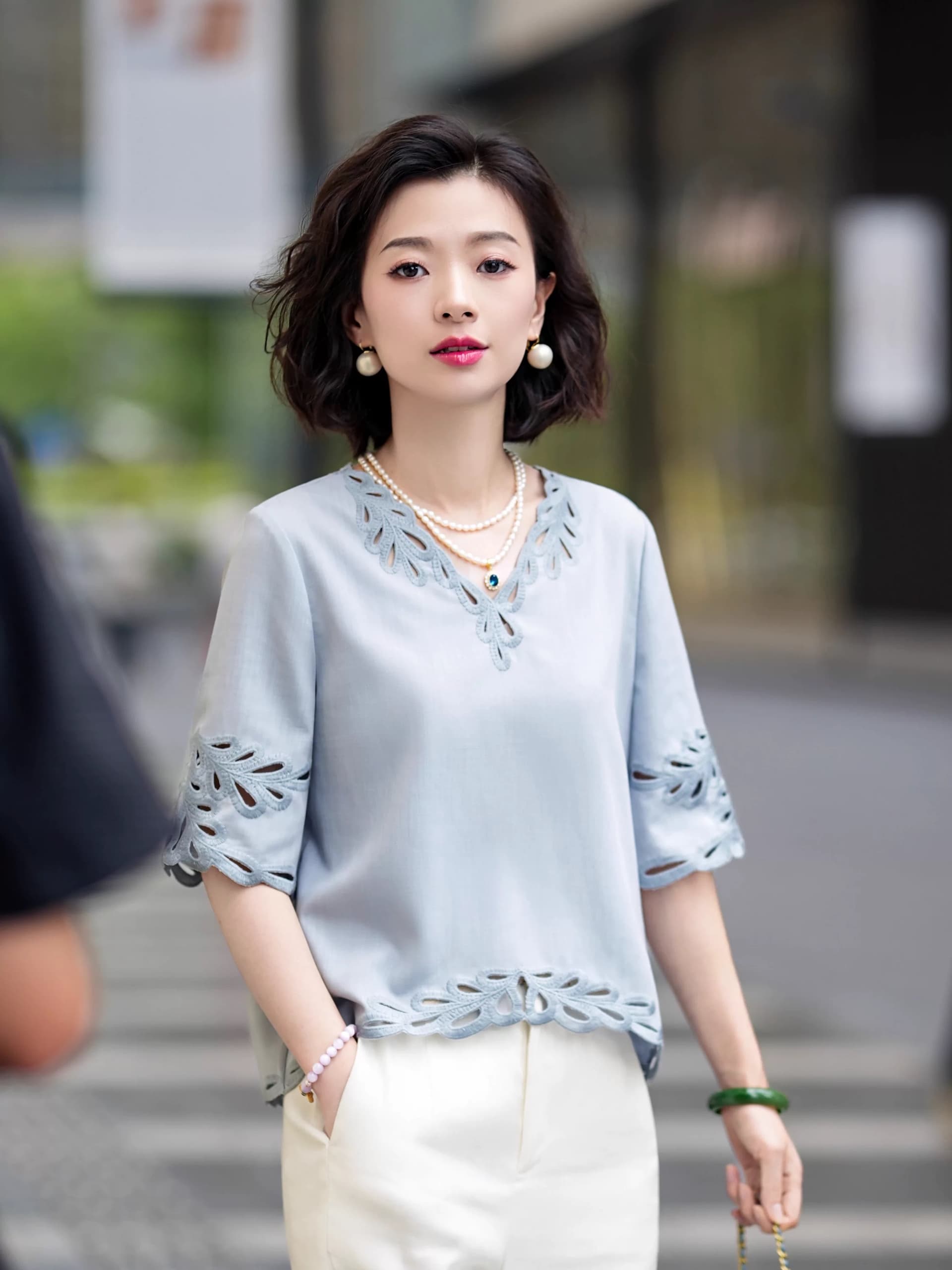 산소 소녀 아마 블루 좋은 주간 실크 품격 무거운 작업 홀로우 아웃 자수 티셔츠 여성