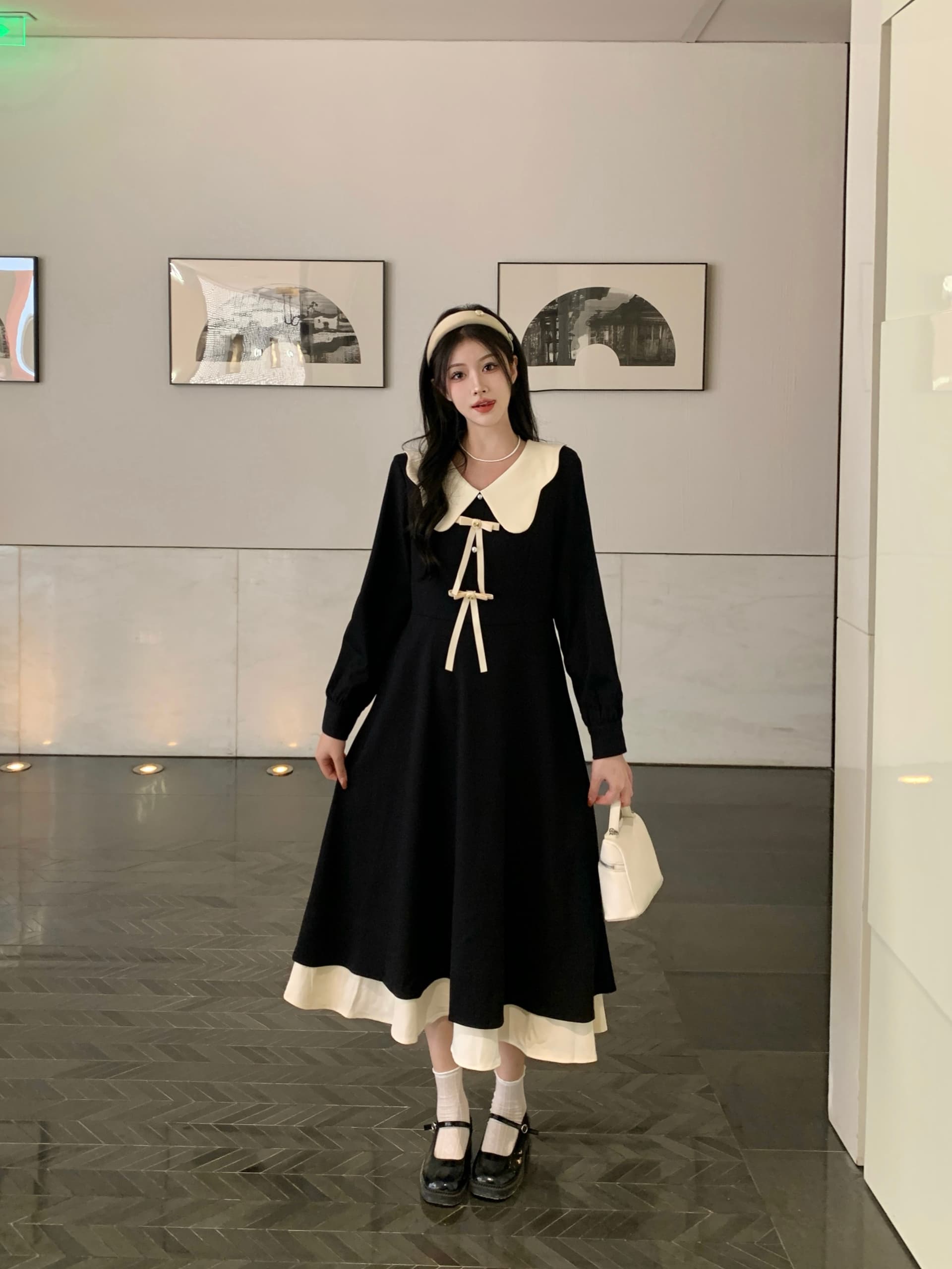 실사 빅 사이즈 여성 의류 2026 가을 새로운 슬림해 보이는 부드러운 바람 검정색 베이비 칼라 긴팔 드레스 상세 이미지 6