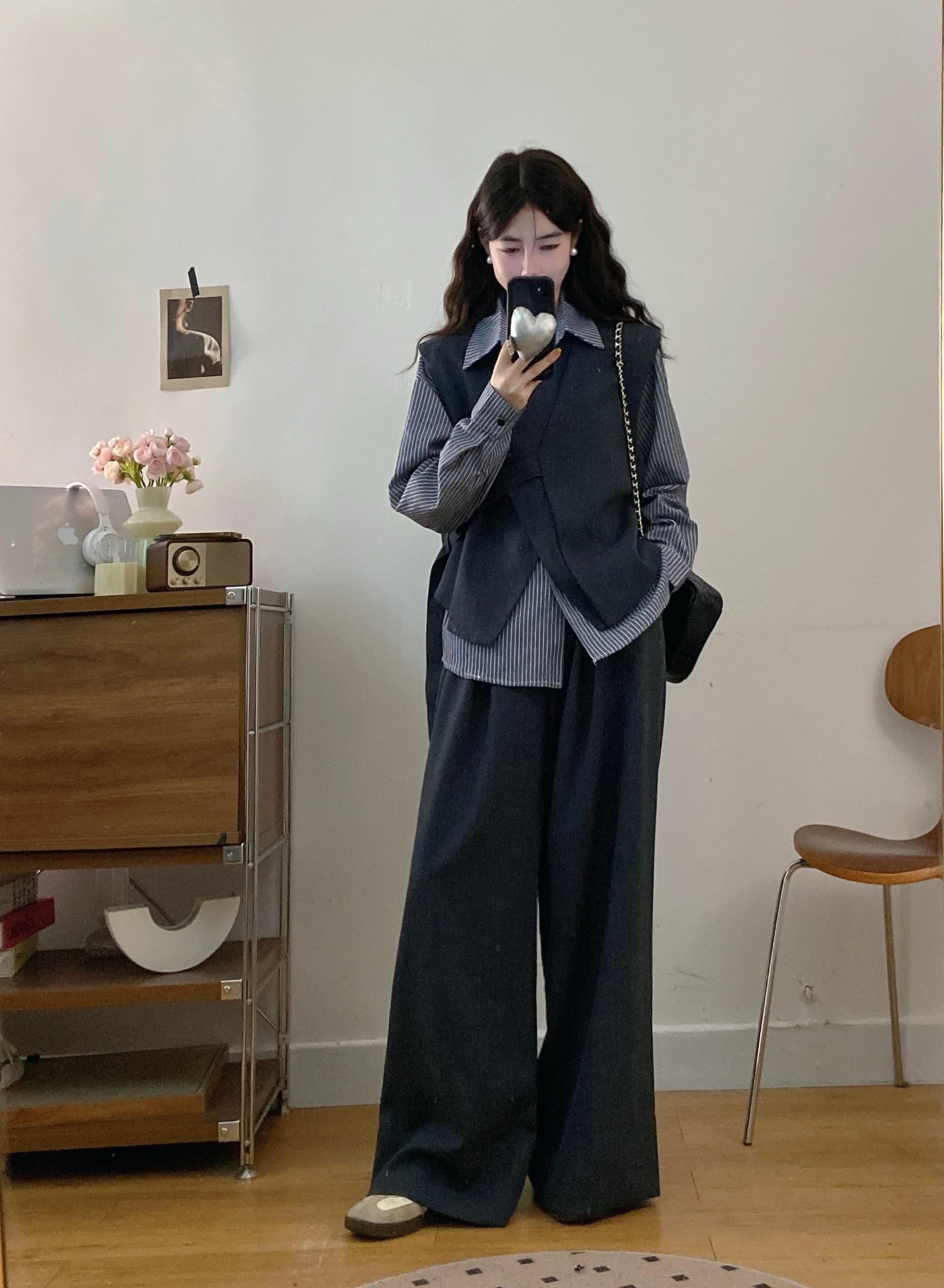 실사 빅 사이즈 여성 의류 가을 새로운 한 부서 디자인 센스 불규칙 베스트 스트라이프 셔츠 와이드 레그 팬츠 3종 세트 이미지 4