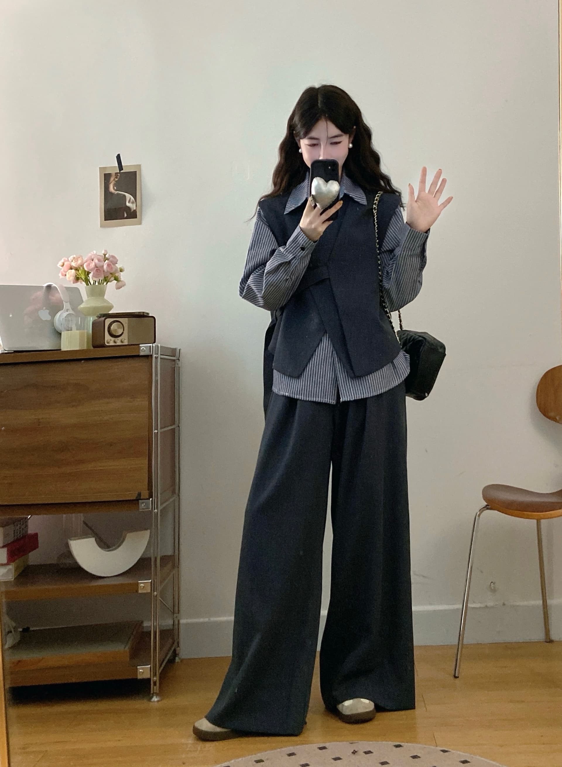 실사 빅 사이즈 여성 의류 가을 새로운 한 부서 디자인 센스 불규칙 베스트 스트라이프 셔츠 와이드 레그 팬츠 3종 세트 이미지 3